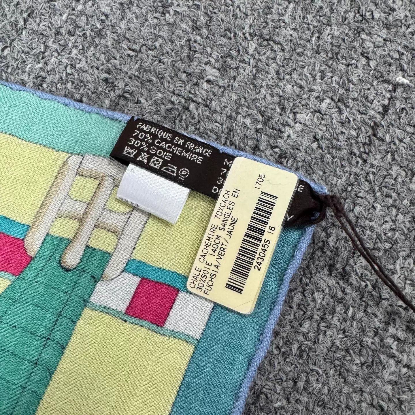 Hermes Hermes cashmere silk geometric harness scarf new unused Size ONE SIZE - 6 Thumbnail