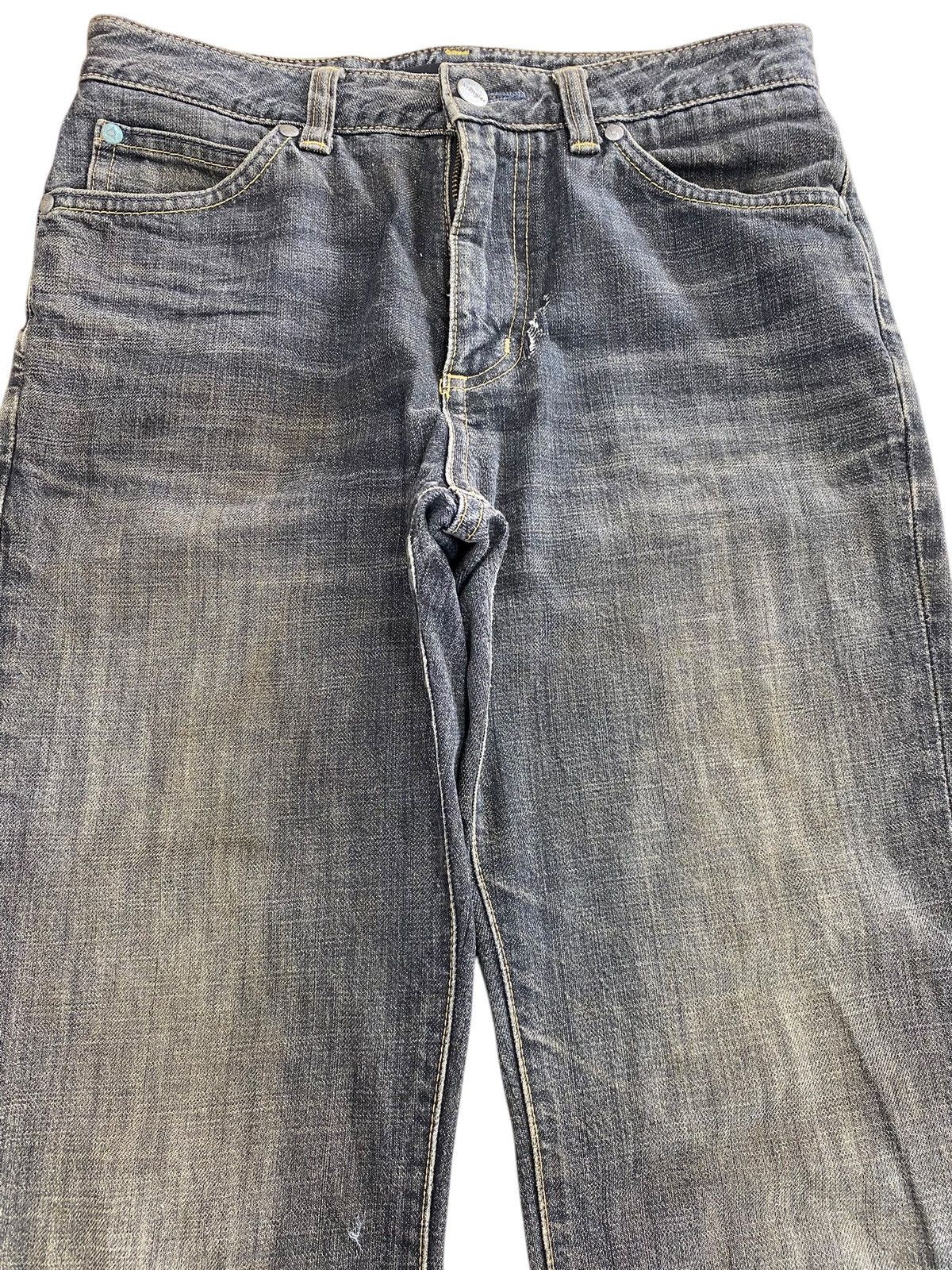 Wrangler Wrangler Faded Wash Ripped Style Boot Cut Jean Size US 28 / EU 44 - 2 Thumbnail