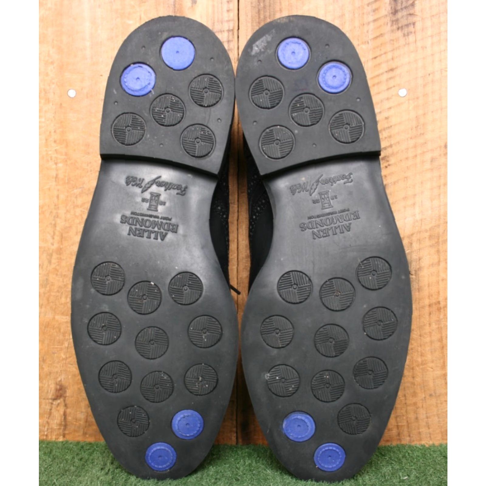 Allen Edmonds VINTAGE ALLEN EDMONDS Black Leather Feather Welt Wingtips w/Traveler Insoles Sz. 9.5 D Derby Dress Shoes Mens Size US 10 / EU 43 - 5 Thumbnail