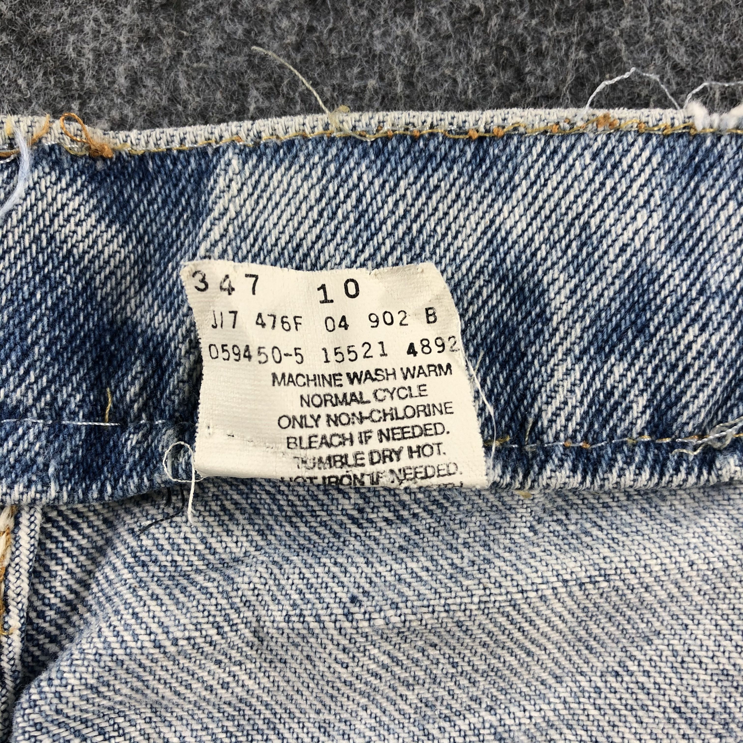 Levi's 90s Vintage Light Wash Levis 521 Jeans-J2672 Size US 30 / EU 46 - 11 Thumbnail