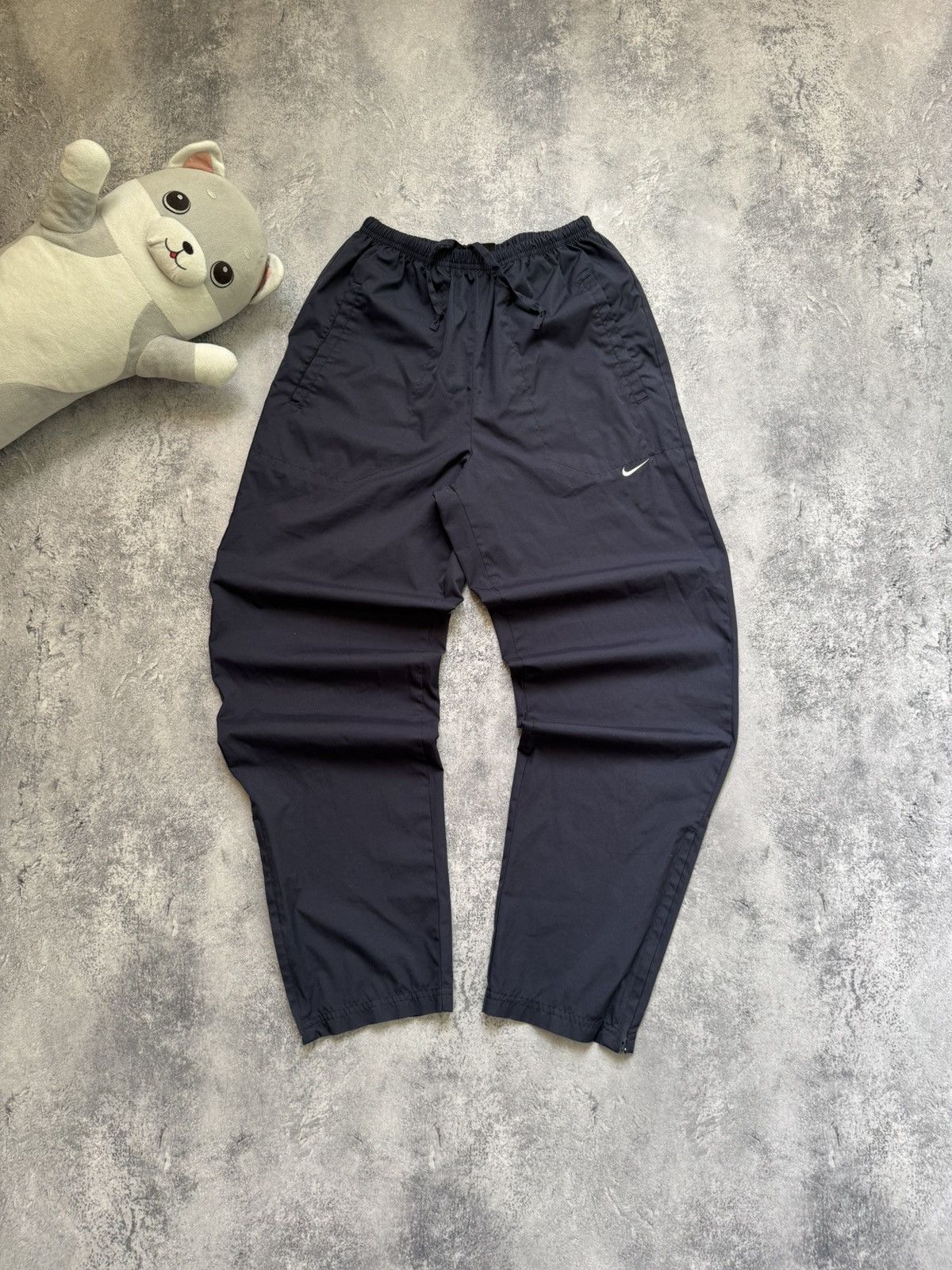 Nike Vintage Nike Sweatpants Size US 30 / EU 46 - 1 Thumbnail