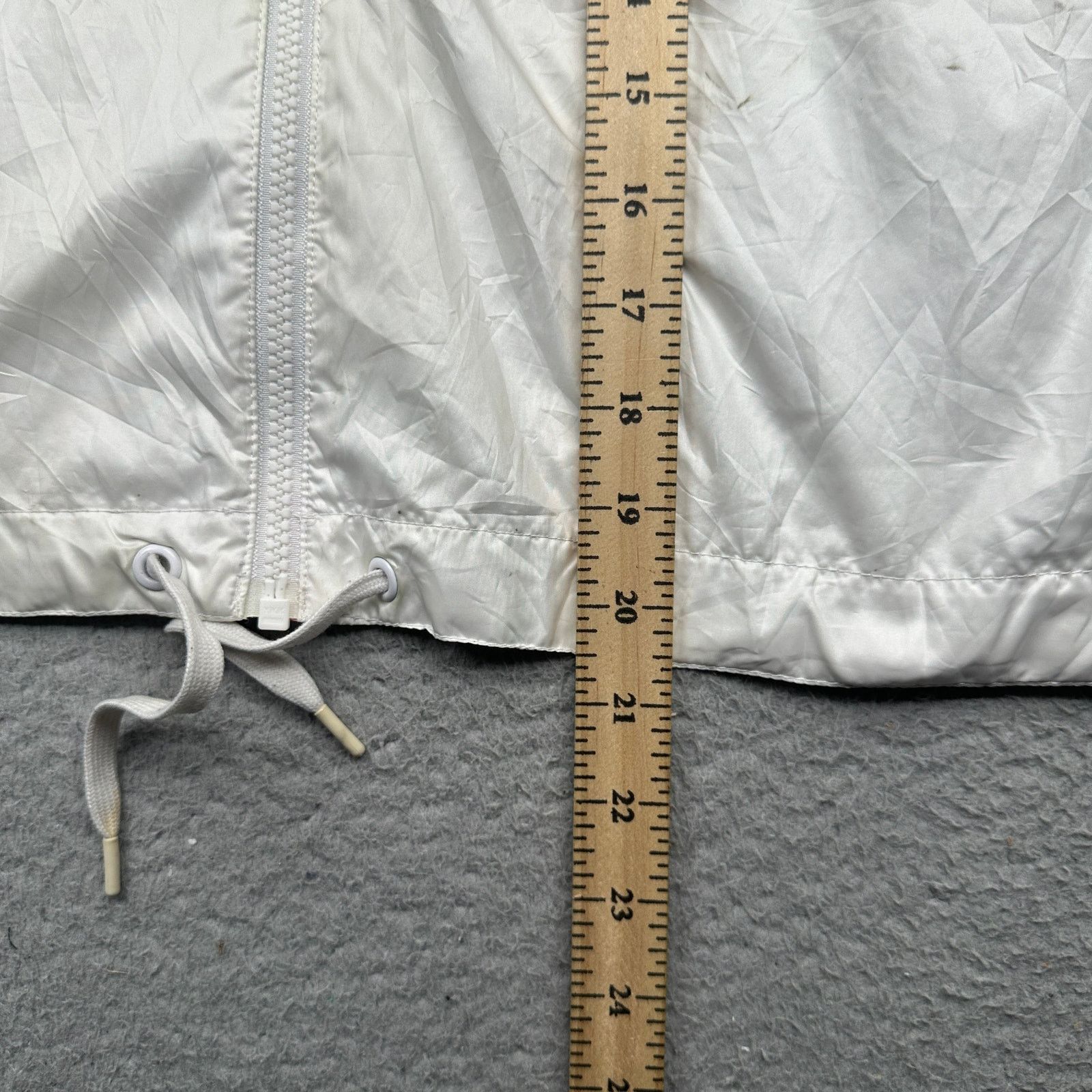 Nike Nike Womens Cropped Windrunner Windbreaker Medium AR5151-100 Size M / US 6-8 / IT 42-44 - 5 Thumbnail