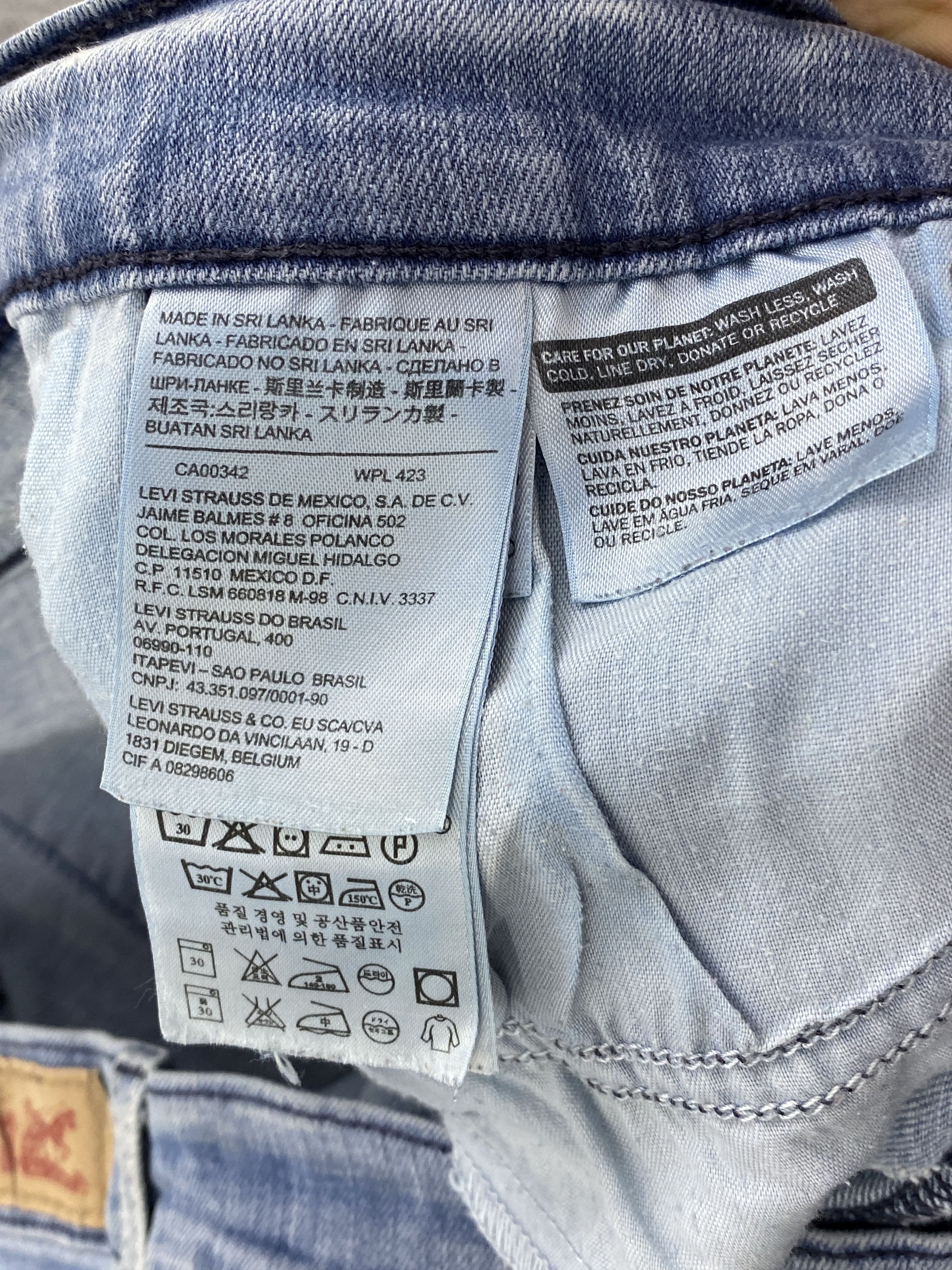 Levi's × Vintage Vintage levis 524 Flare Lightwash Denim Jeans DP2625 Size US 34 / EU 50 - 11 Thumbnail