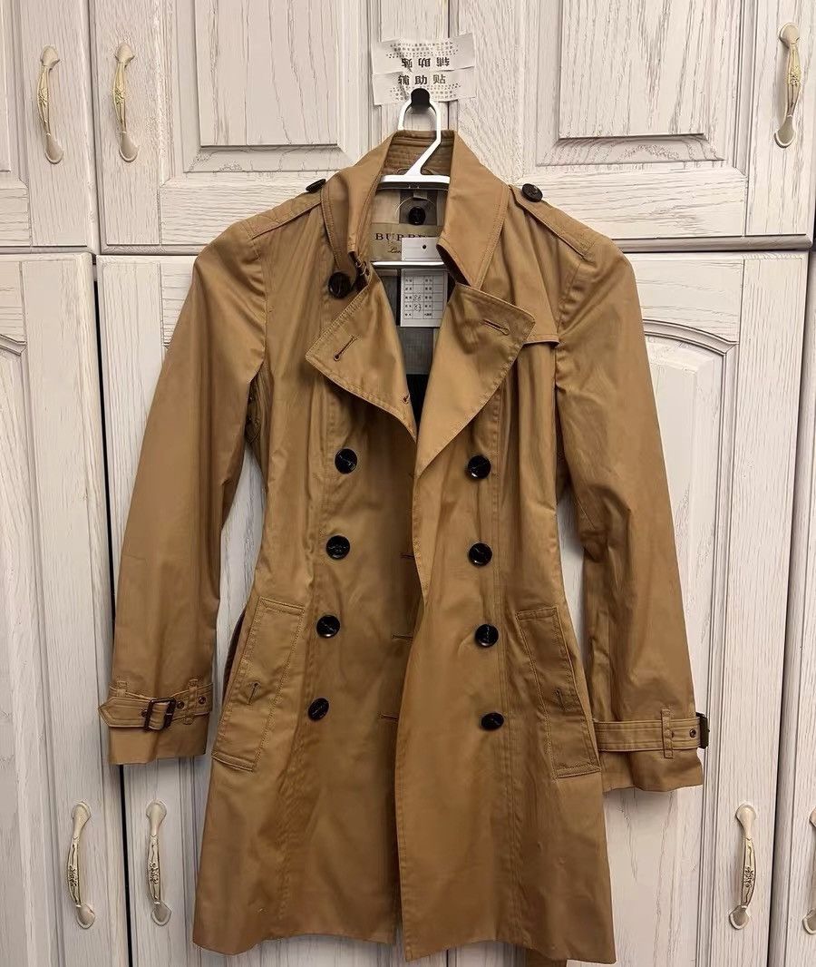 Burberry Burberry Kensington Classic Trench Coat Size US XS / EU 42 / 0 - 1 Thumbnail