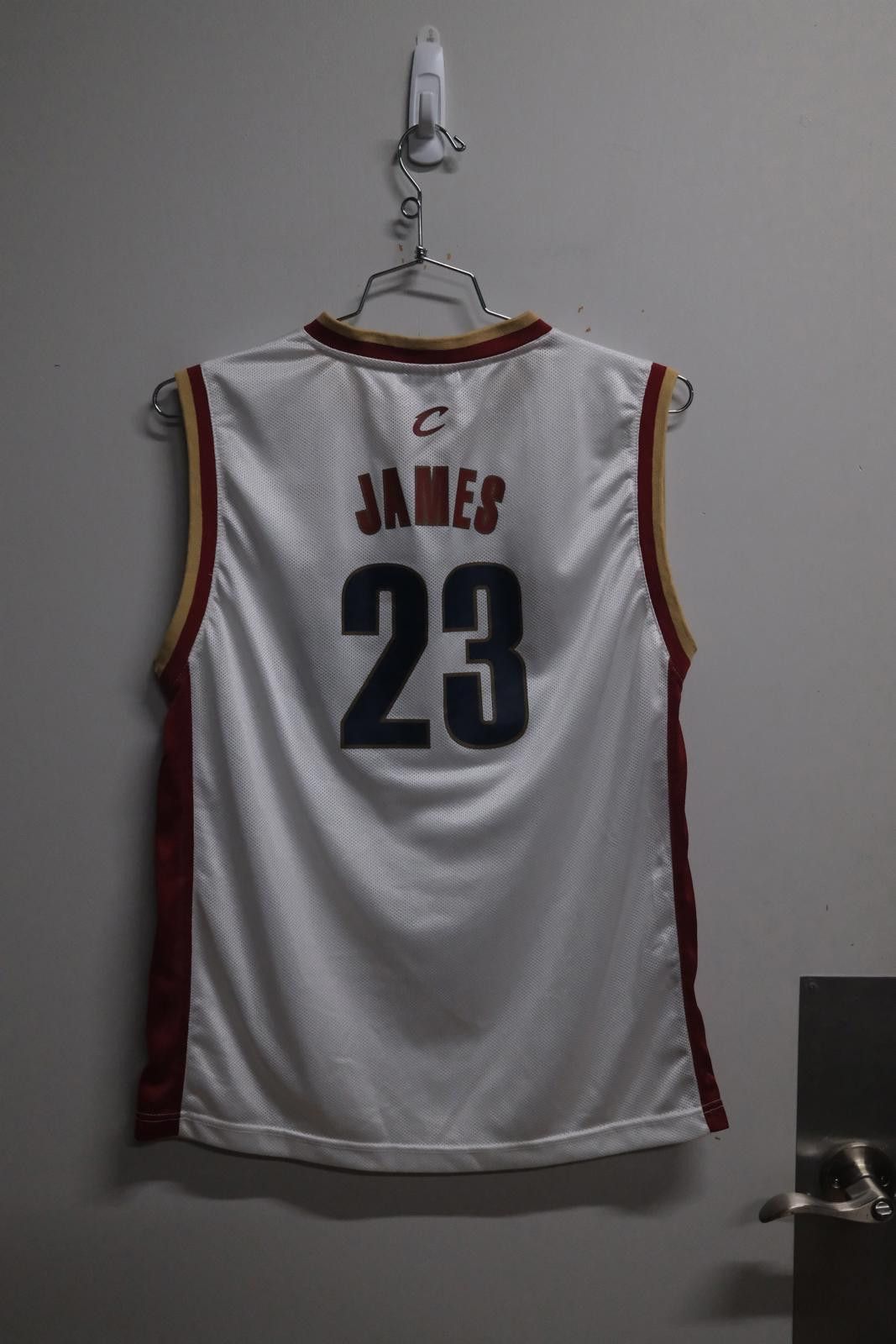 Reebok 04' Reebok Cleveland Cavaliers James #23 Basketball Jersey Size US M / EU 48-50 / 2 - 2 Thumbnail