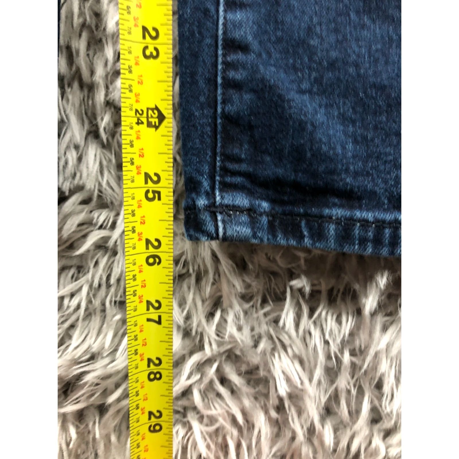 Vintage **Womens A New Day Blue Jeans Size 2 Mid Rise Straight** User: **A New Day Womens Blue Jeans Size 2 Mid Rise Straight** Size 26" / US 2 / IT 38 - 3 Thumbnail