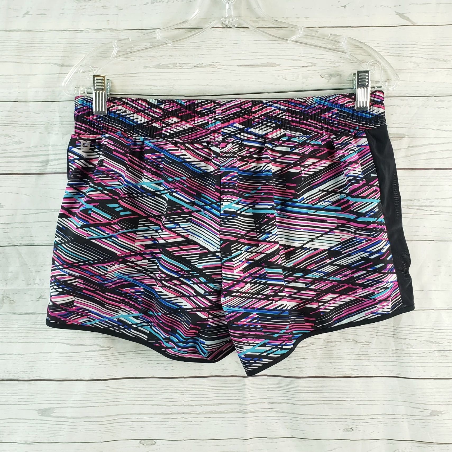 Fabletics Fabletics Womens Shorts M Black Pink Lined Mid Rise Zip Pockets Athletic Shorts Size 32" / US 10 / IT 46 - 3 Thumbnail