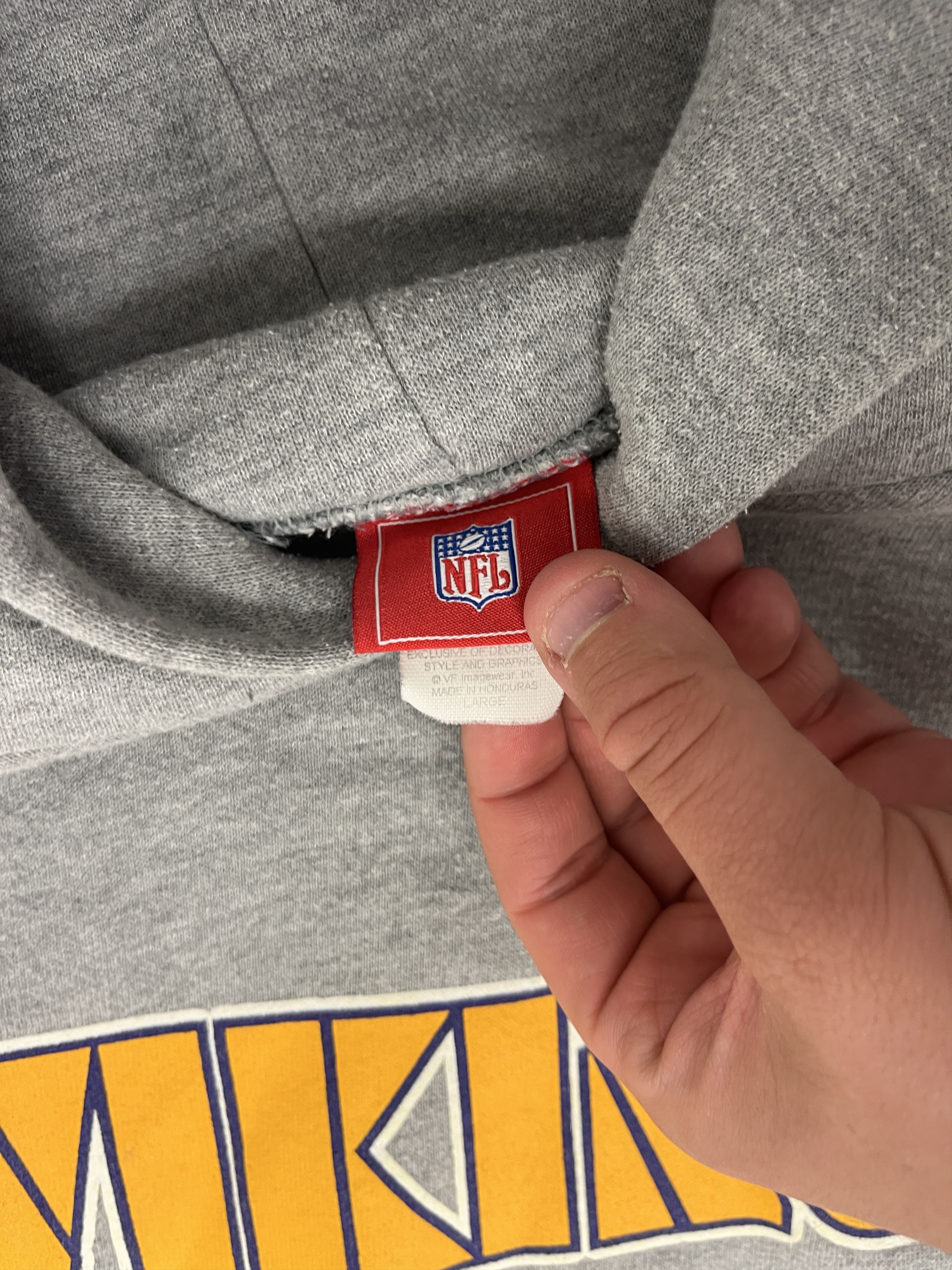Vintage Minnesota Vikings Vintage Grey Hoodie Sweatshirt Size US L / EU 52-54 / 3 - 6 Thumbnail