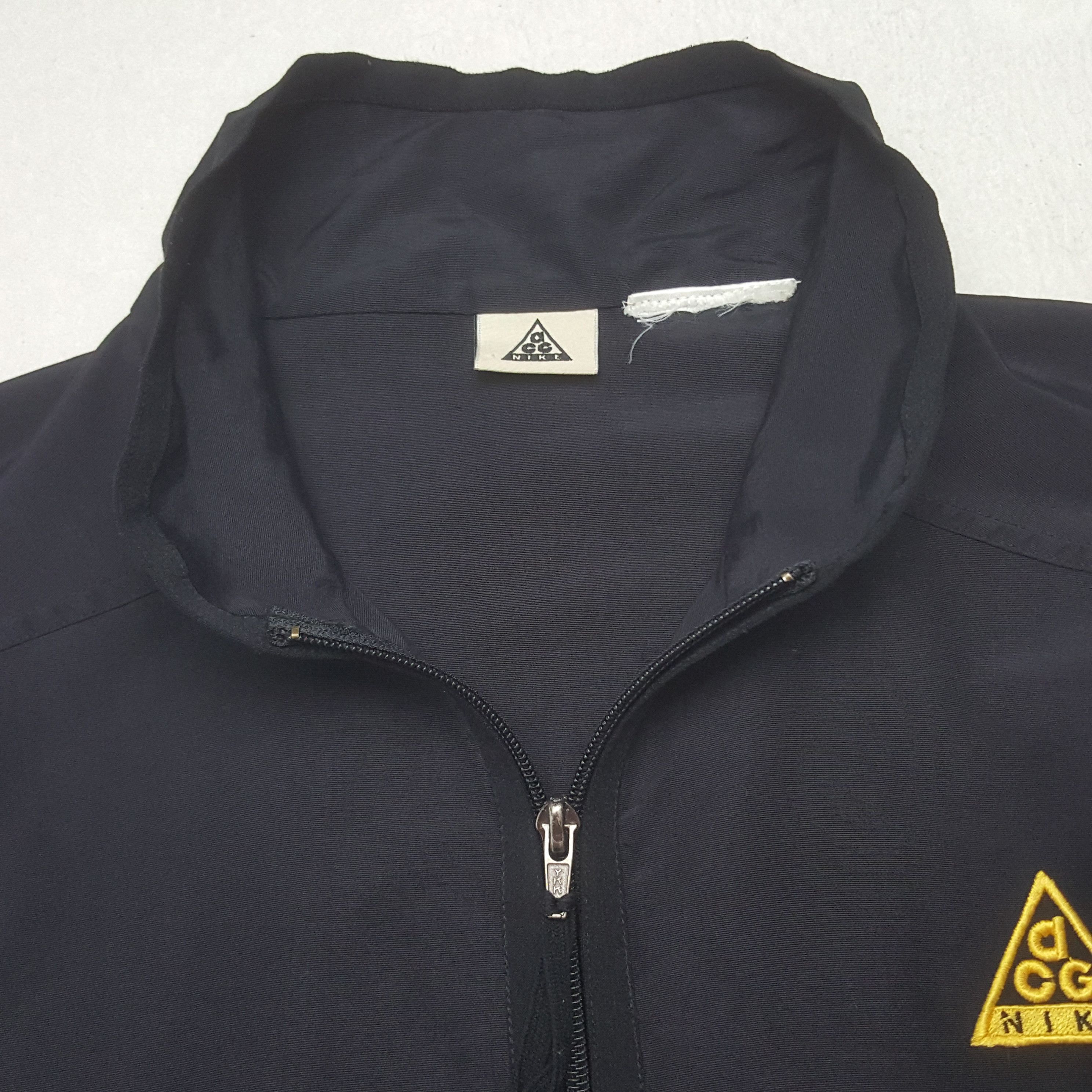 Nike ACG Vintage Nike ACG Zipper Vest Jacket Size US L / EU 52-54 / 3 - 4 Thumbnail
