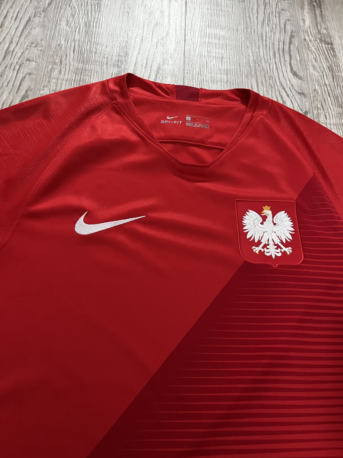 Nike Poland Soccer Jersey Away 2018 Size US S / EU 44-46 / 1 - 2 Thumbnail