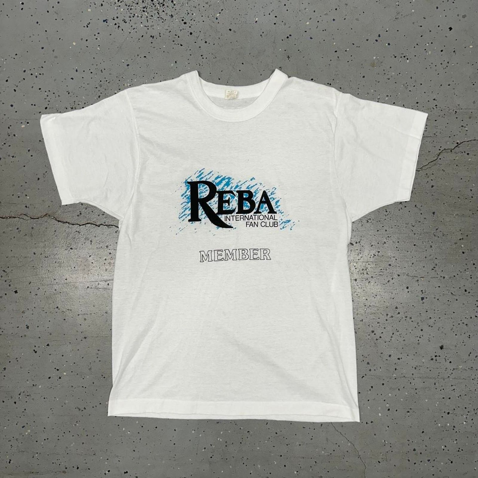 Other 80s REBA International Fan Club tee Size US L / EU 52-54 / 3 - 1 Thumbnail