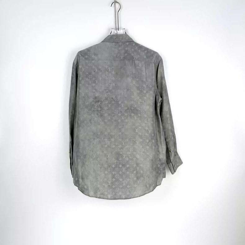 Louis Vuitton Louis Vuitton Dirty grey silk shirt with full logo shirt 25 Size US XXS / EU 40 - 4 Thumbnail