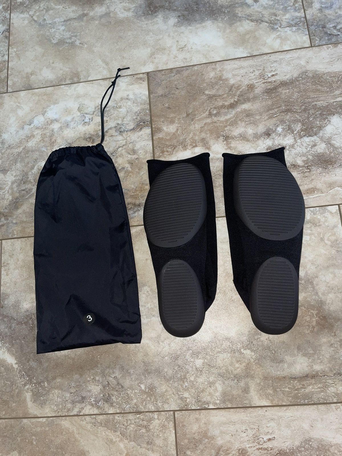 Yeezy YZY PODS BLACK SIZE 3 BRAND NEW Yzypods-blk Size US 12 / EU 45 - 4 Thumbnail
