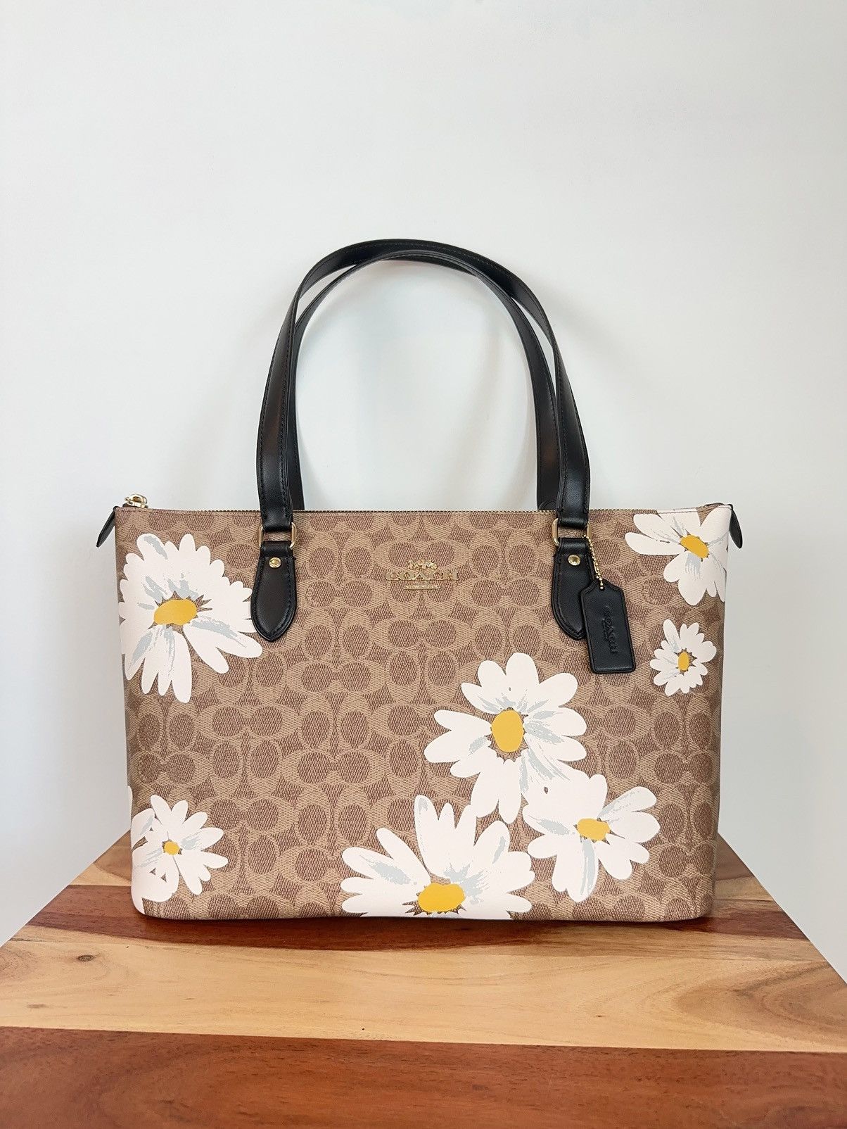 Outlets Coach Wildflower Print Gallery Tote