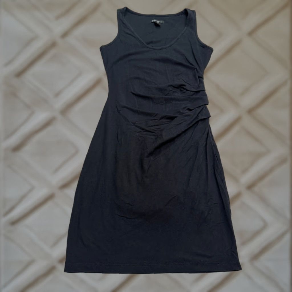 Athleta Athleta Dress XS Womens Black Ruched Knit Sleeveless Scoop Neck Bodycon Short Solid Casual Size XS / US 0-2 / IT 36-38 - 1 Thumbnail