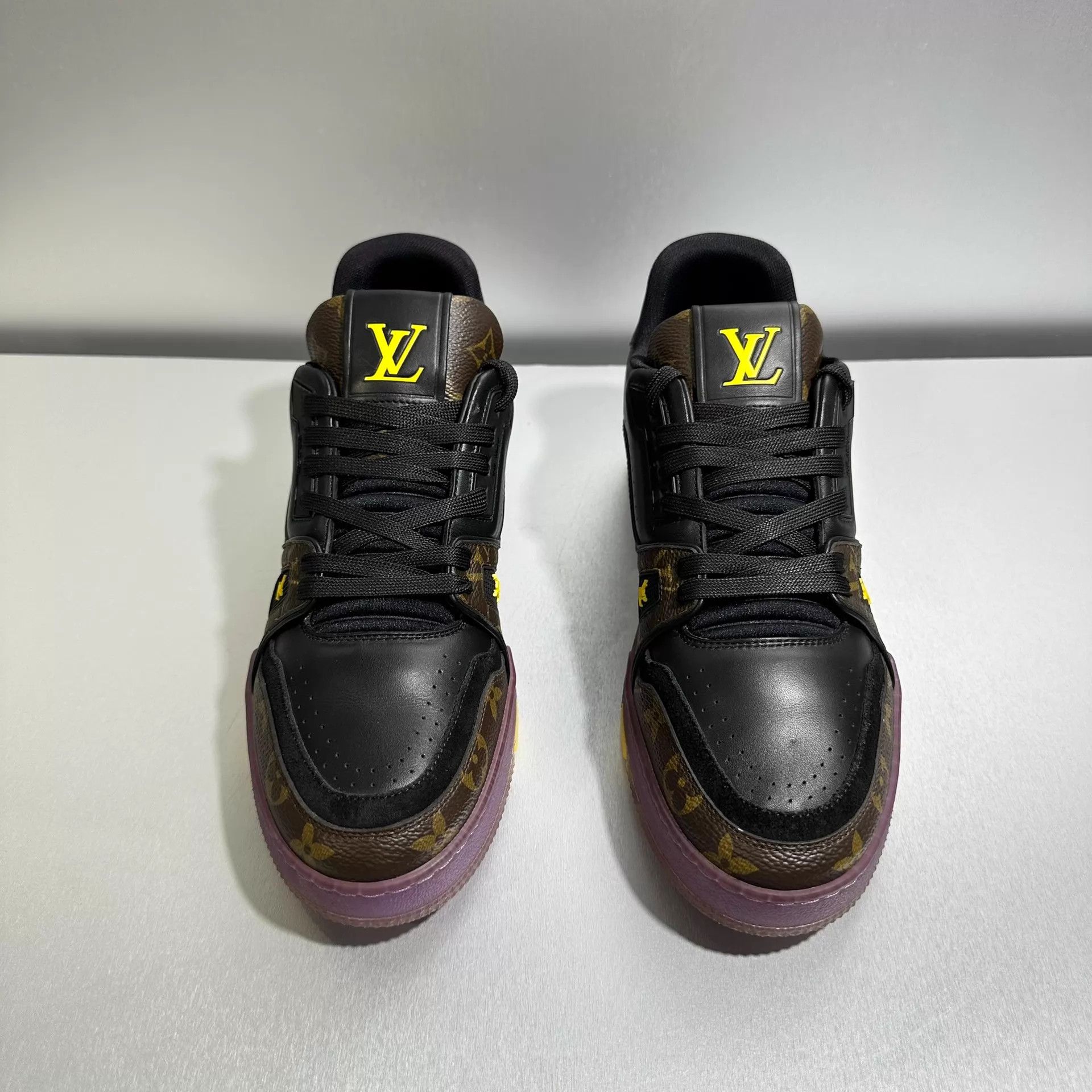 Louis Vuitton LV Trainer Purple Gold Lakers 40/US6 1x Worn Mint Size US 7 / EU 40 - 2 Thumbnail