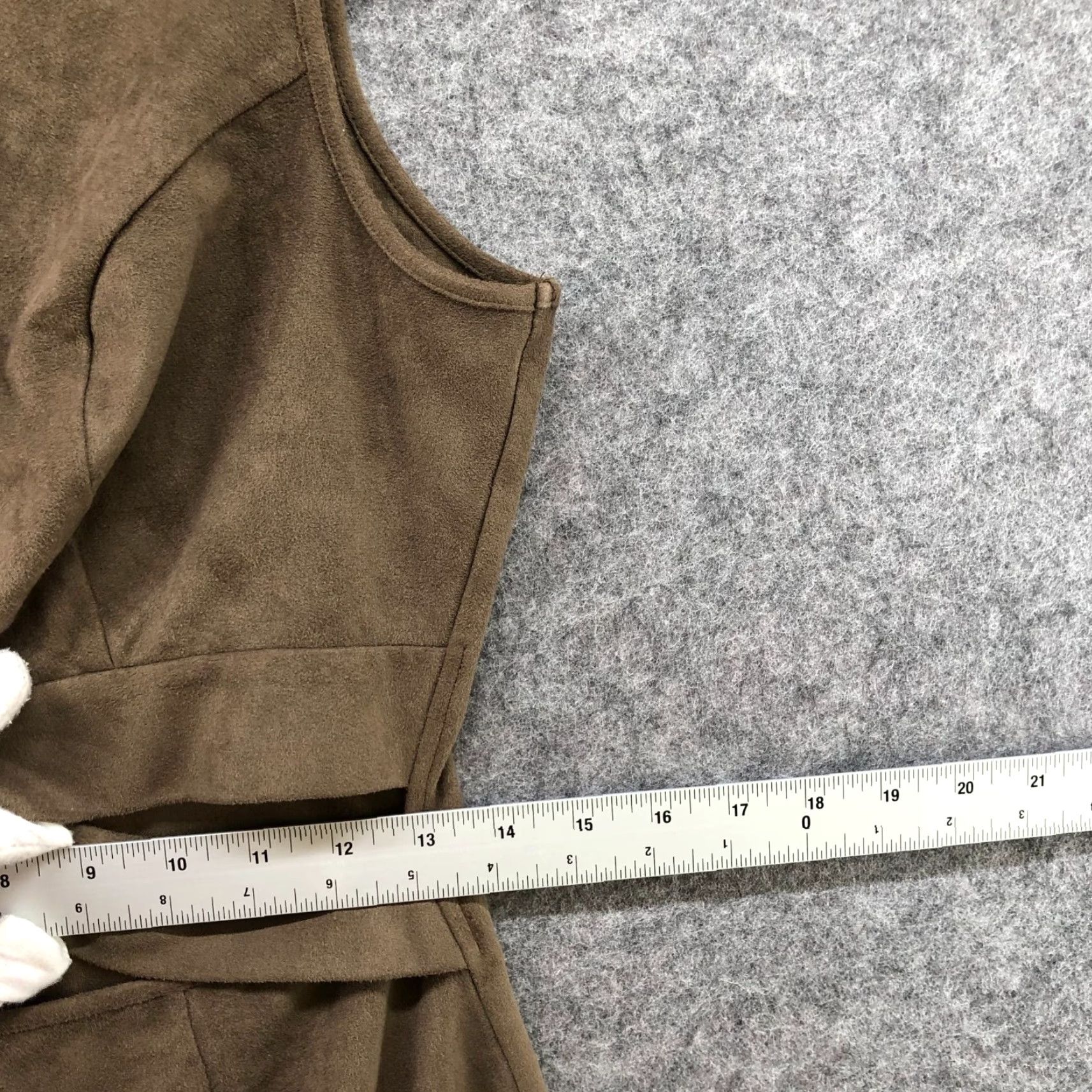 Guess Guess Dress Sleeveless Bodycon Size L Faux Suede Stretch Cutout Waist Tan Brown Size L / US 10 / IT 46 - 6 Thumbnail