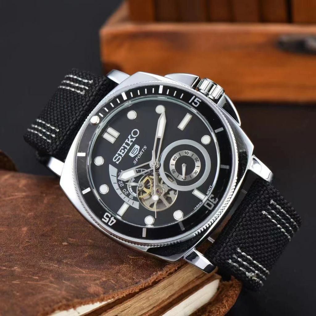 Seiko Old School Seiko 5 Vintage Style Watches Size ONE SIZE - 1 Thumbnail
