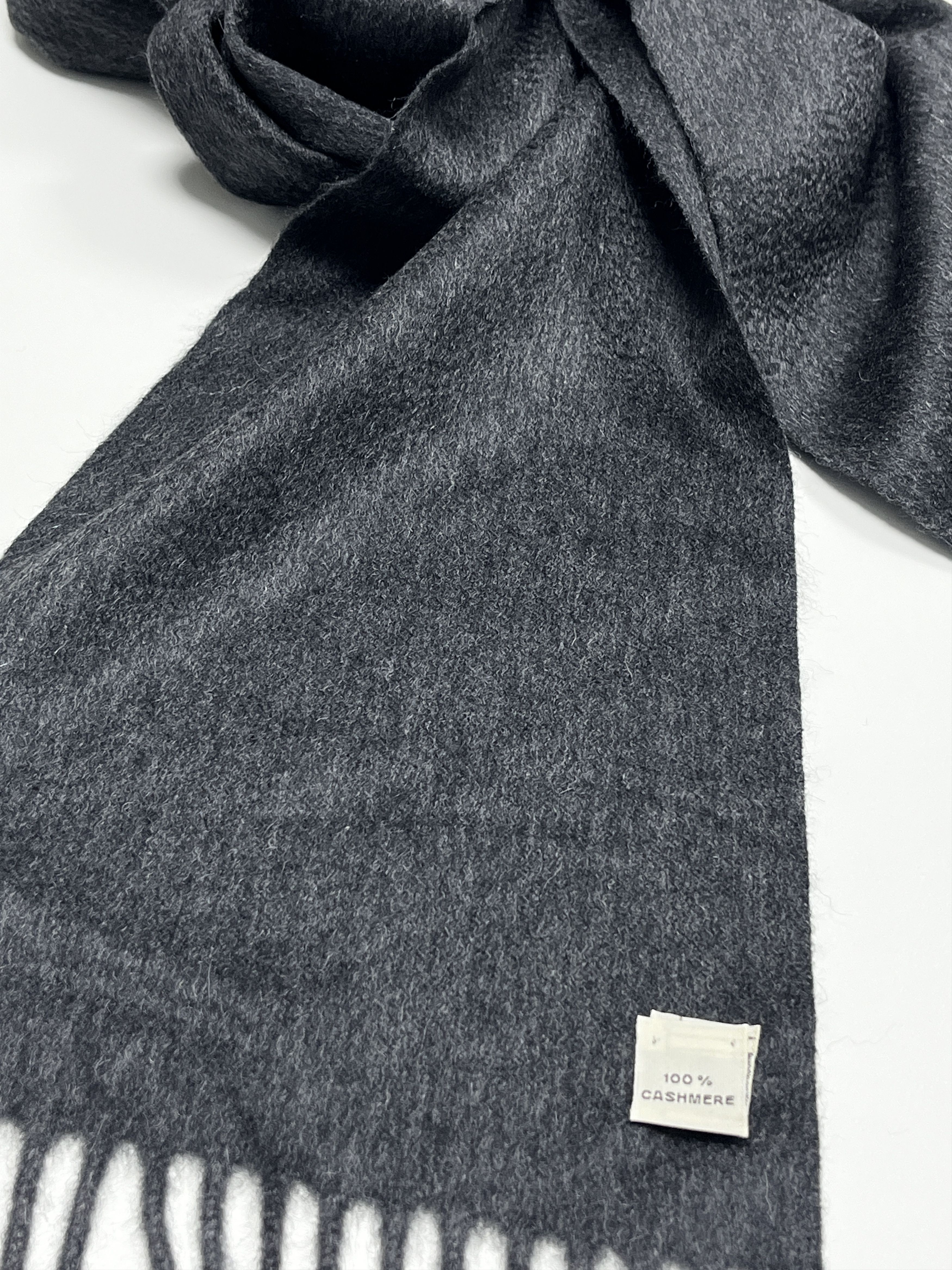 Colombo Colombo 100% Cashmere Scarf / Dark Grey / New with Tags Size ONE SIZE - 3 Thumbnail
