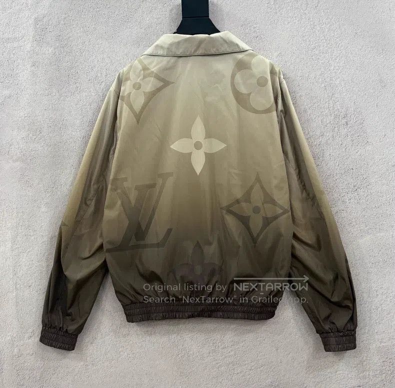 Louis Vuitton Louis Vuitton Coffee Logo print high-neck zip-up windproof Size US S / EU 44-46 / 1 - 2 Thumbnail