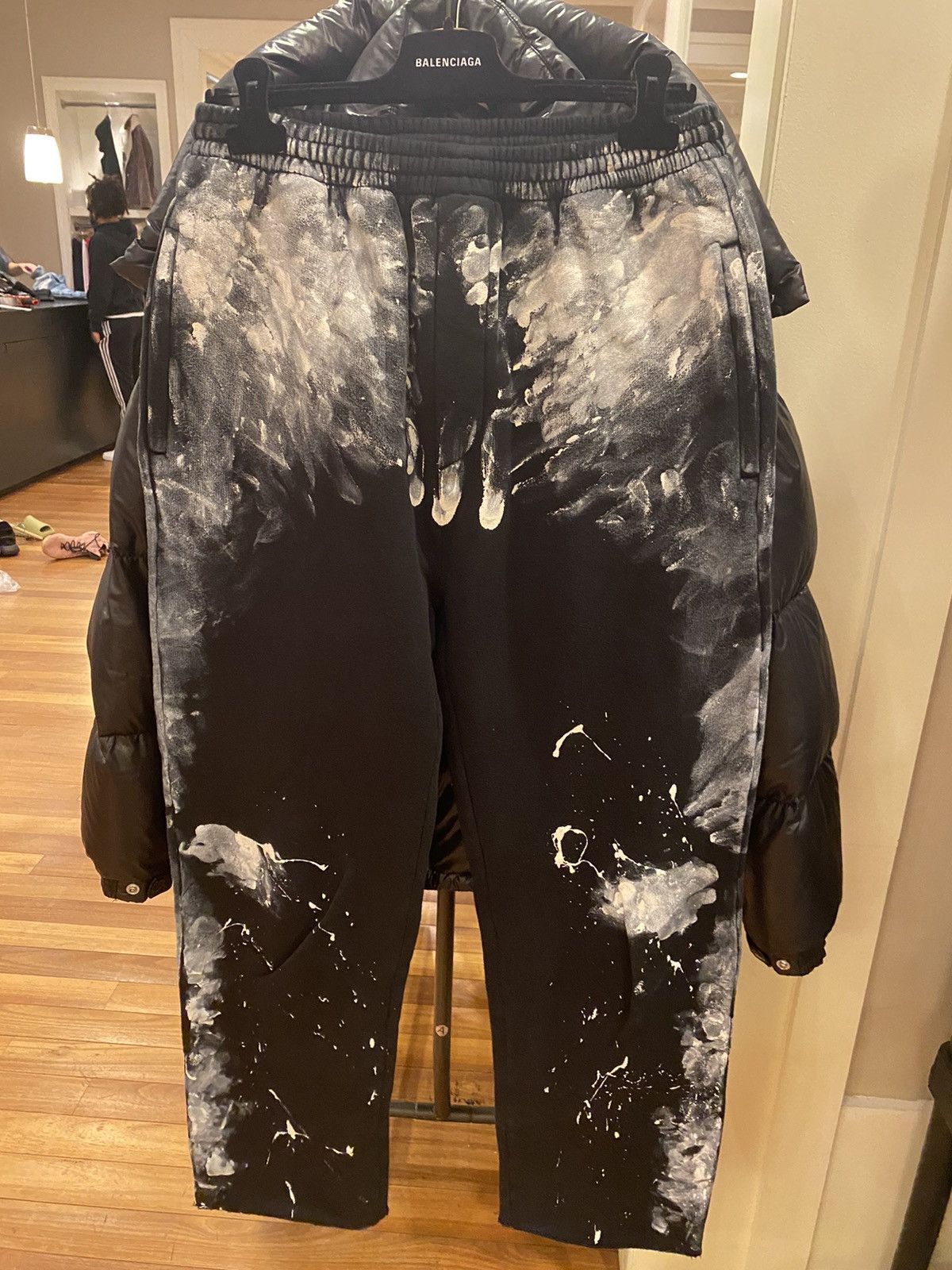 image of Balenciaga Painting Medium Molleton Sweatpants in Black, Men's (Size 34)