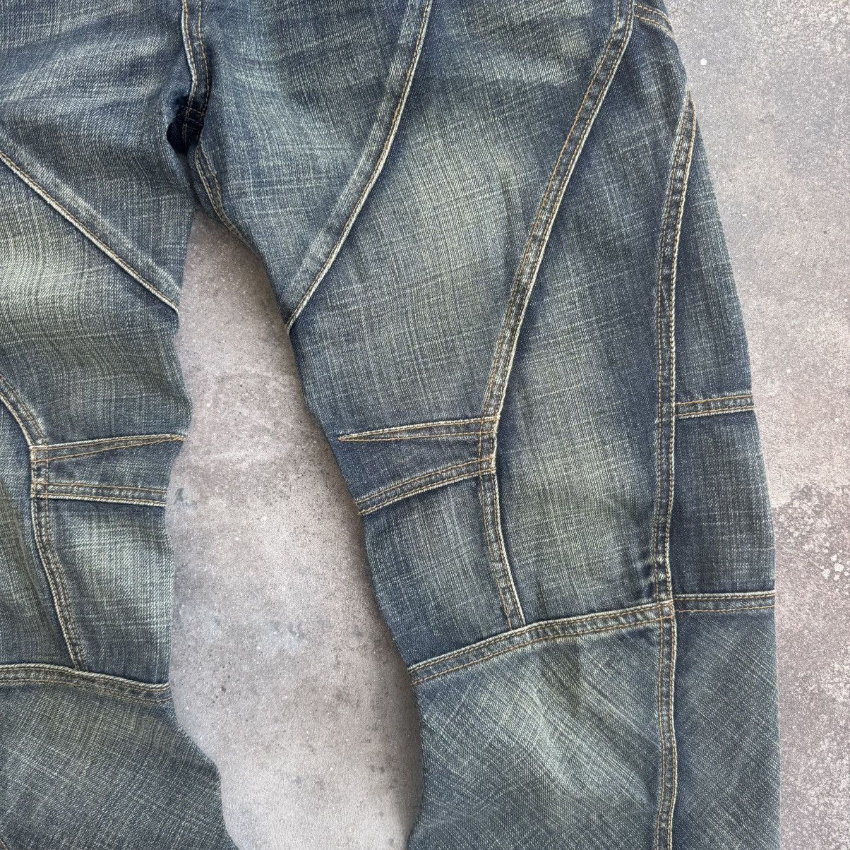 Hysteric Glamour Japanese Style Vintage Avant Garde Washed Jeans Size US 31 - 11 Thumbnail