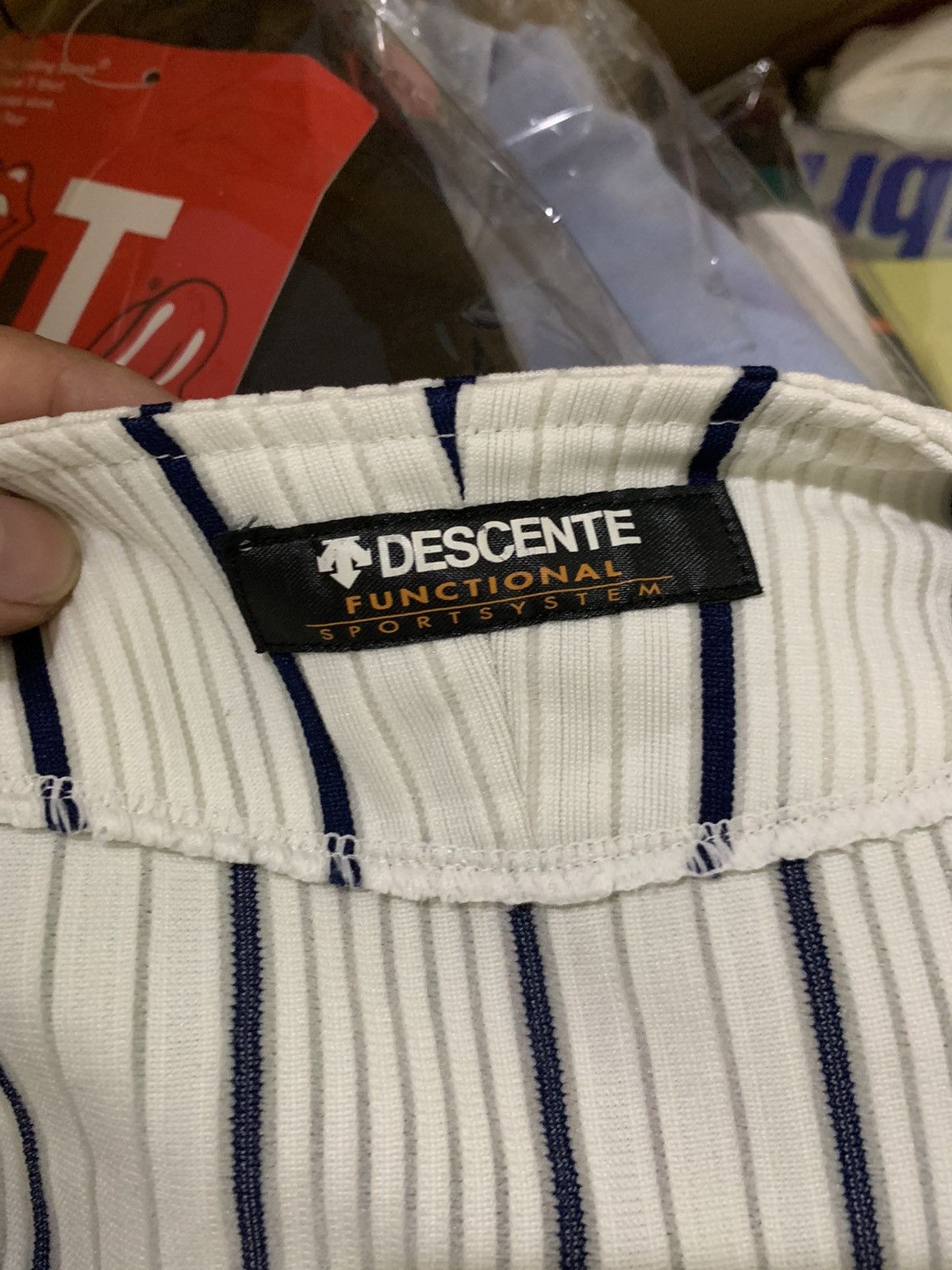 Descente Descente Baseball Japan Nakajima Jersey Size US M / EU 48-50 / 2 - 12 Thumbnail