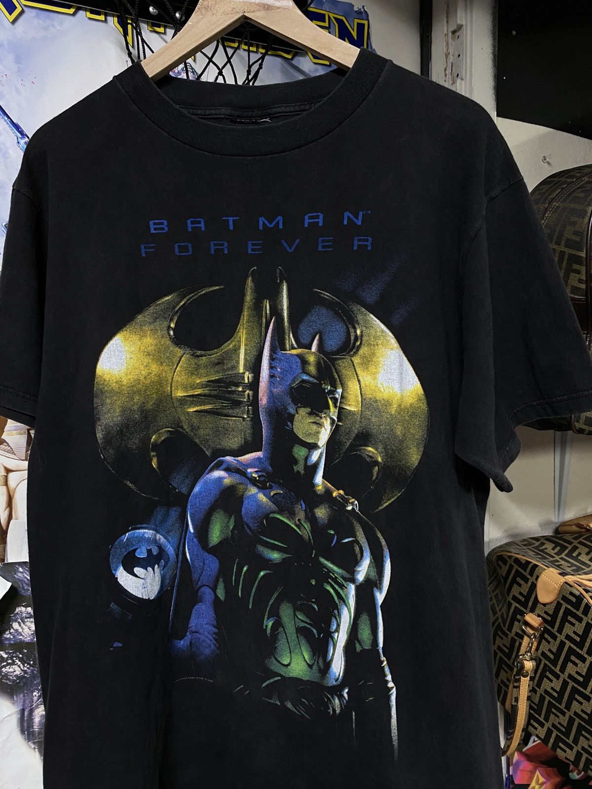 Vintage Vintage 90’s Batman Forever Movie T-Shirt DC Comics Medium Size US M / EU 48-50 / 2 - 7 Thumbnail