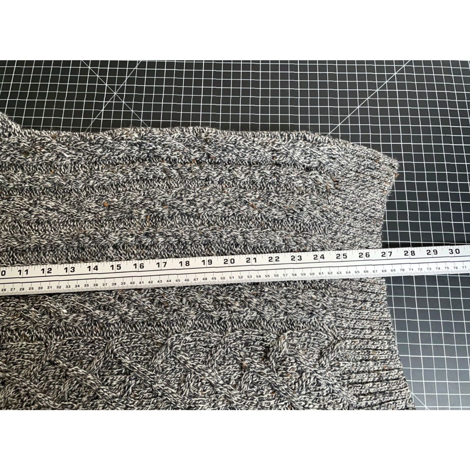 Paul James VINTAGE Paul James Pure Wool Sweater Mens Large Gray Cable Knit Shawl Collar England Size US L / EU 52-54 / 3 - 6 Thumbnail