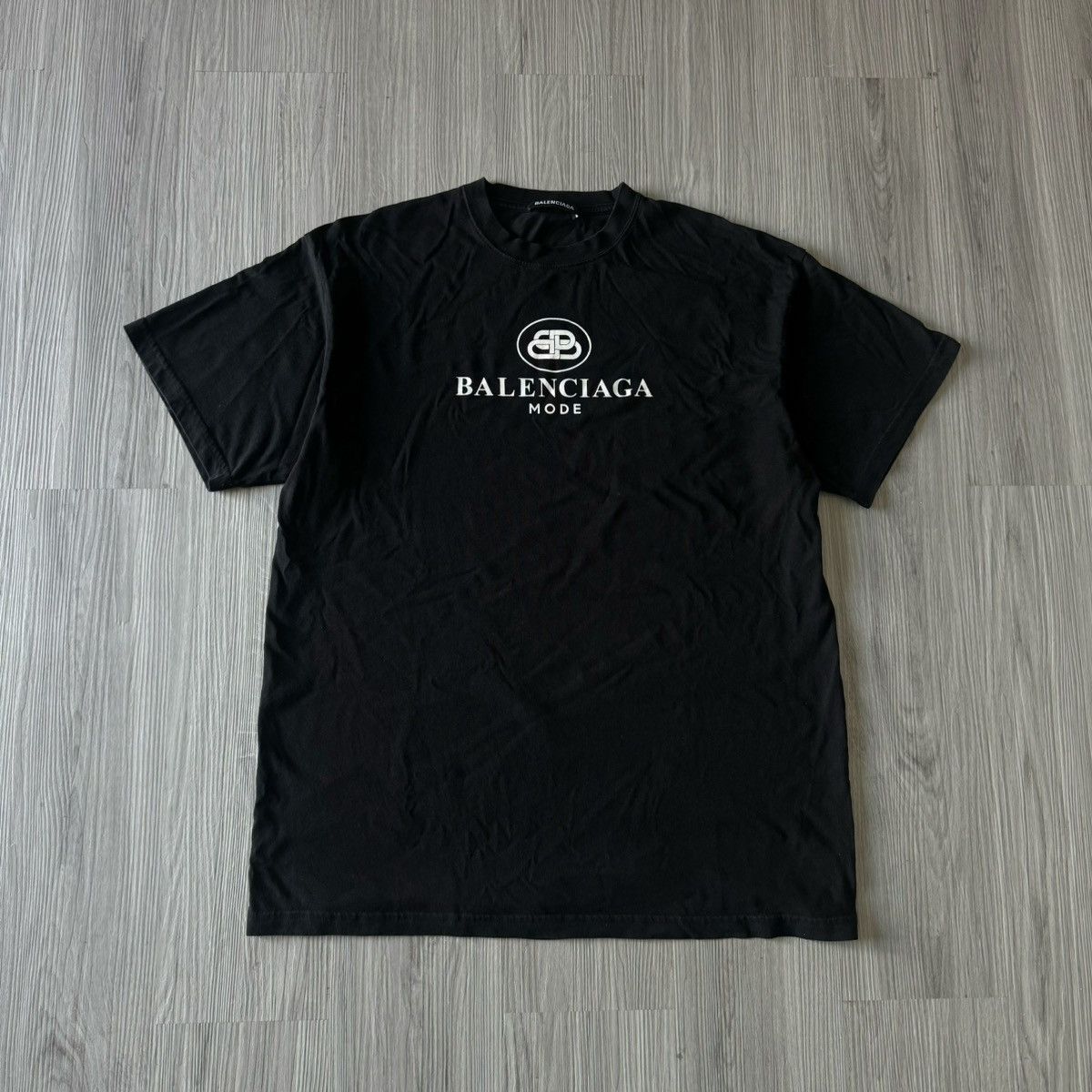 Balenciaga Balanciaga Mode T Shirt Black Size US XS / EU 42 / 0 - 1 Thumbnail