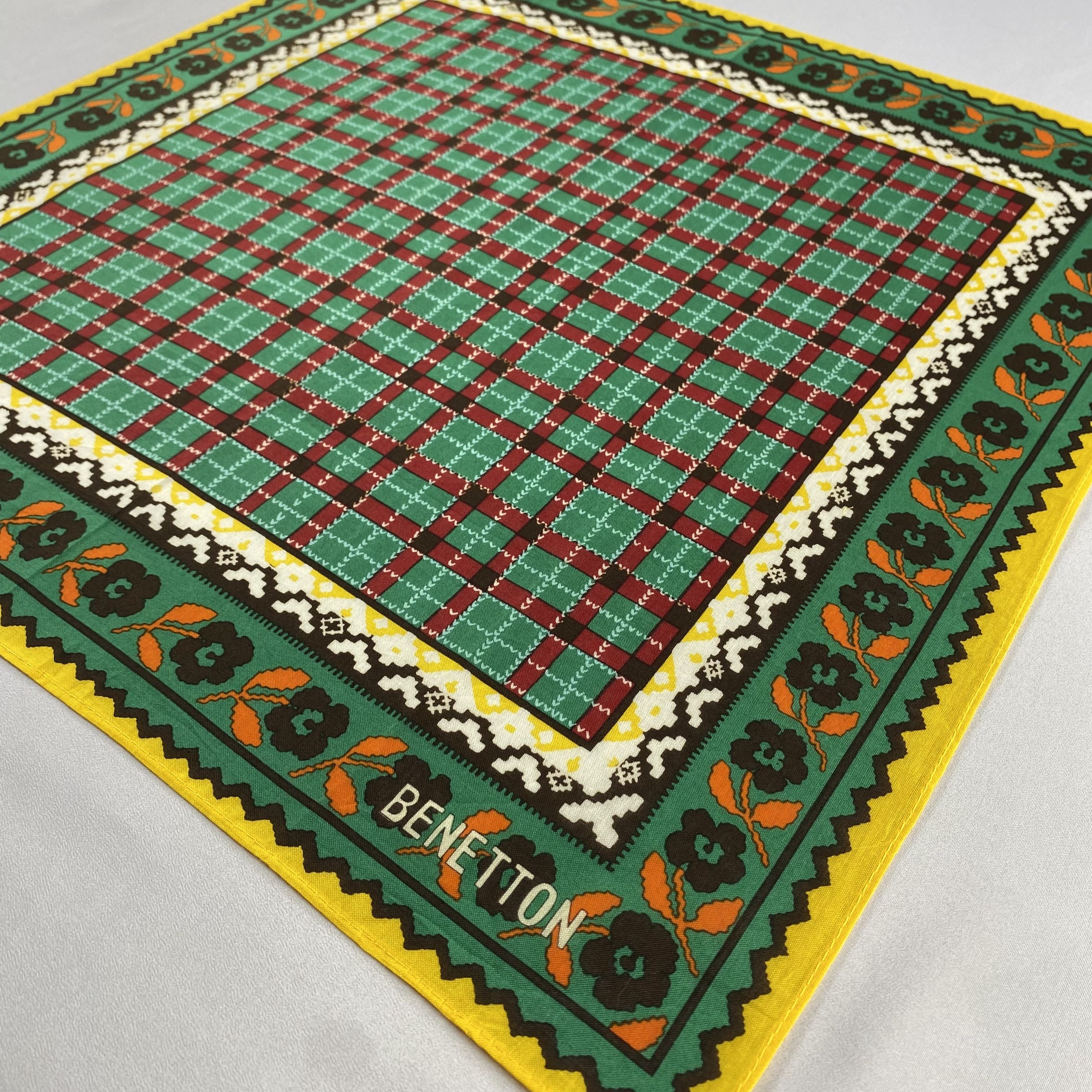 Benetton × Vintage Benetton Neckerchief / Bandana / Handkerchief-P647 Size ONE SIZE - 2 Thumbnail