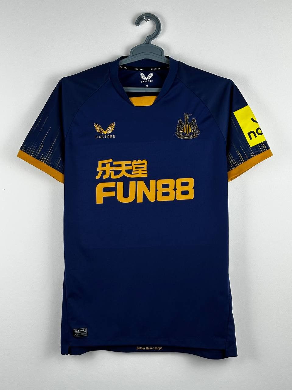 Castore × Vintage Newcastle United Away Jersey 2022/2023 Size US M / EU 48-50 / 2 - 1 Thumbnail