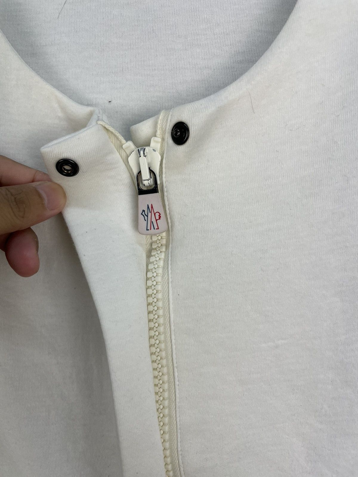 Moncler Moncler zip up short sleeve Size S / US 4 / IT 40 - 6 Thumbnail