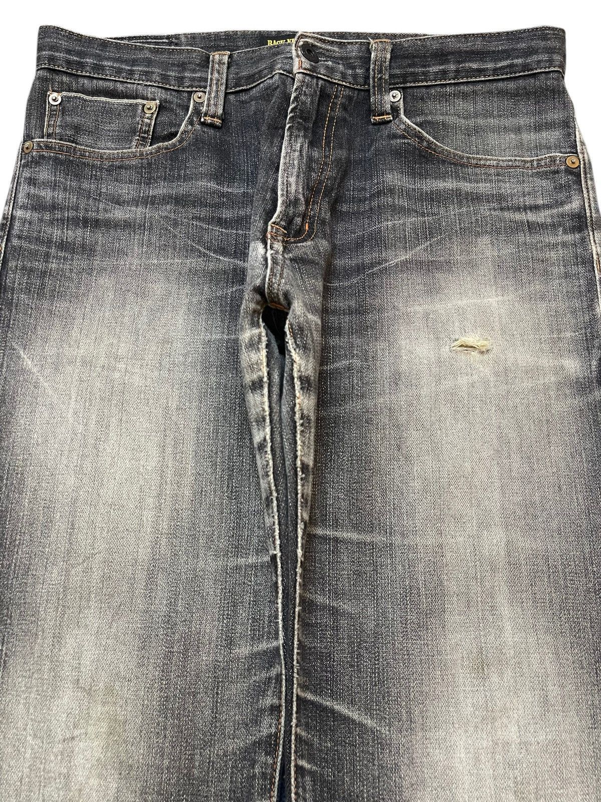 Undercover Vintage Japanese Brand Faded Wash Style Loose Jeans Size US 32 / EU 48 - 3 Thumbnail