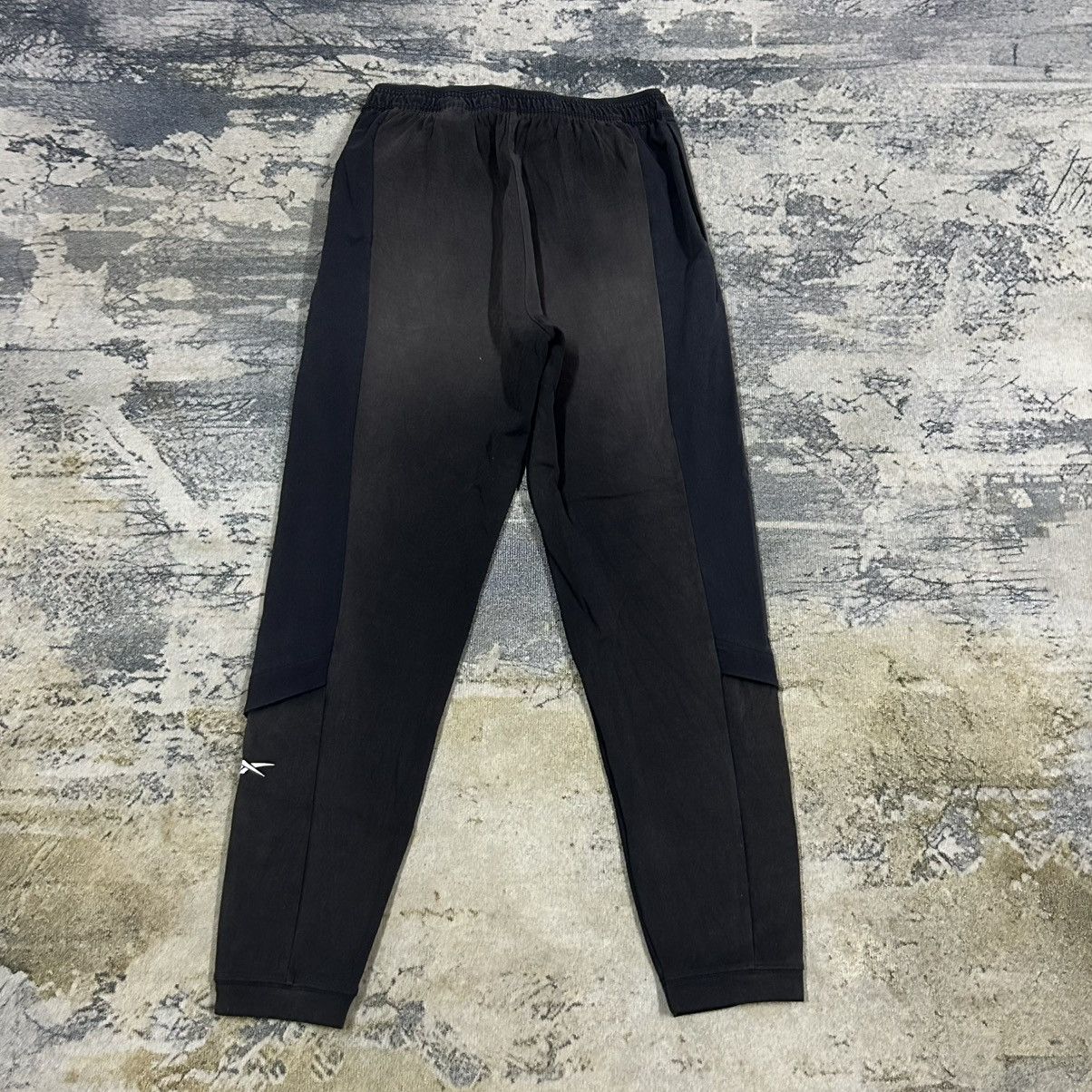 Japanese Brand × Reebok Reebok Undercover Greatness Lesmills Athlete Jogger Pants Size US 29 - 6 Thumbnail