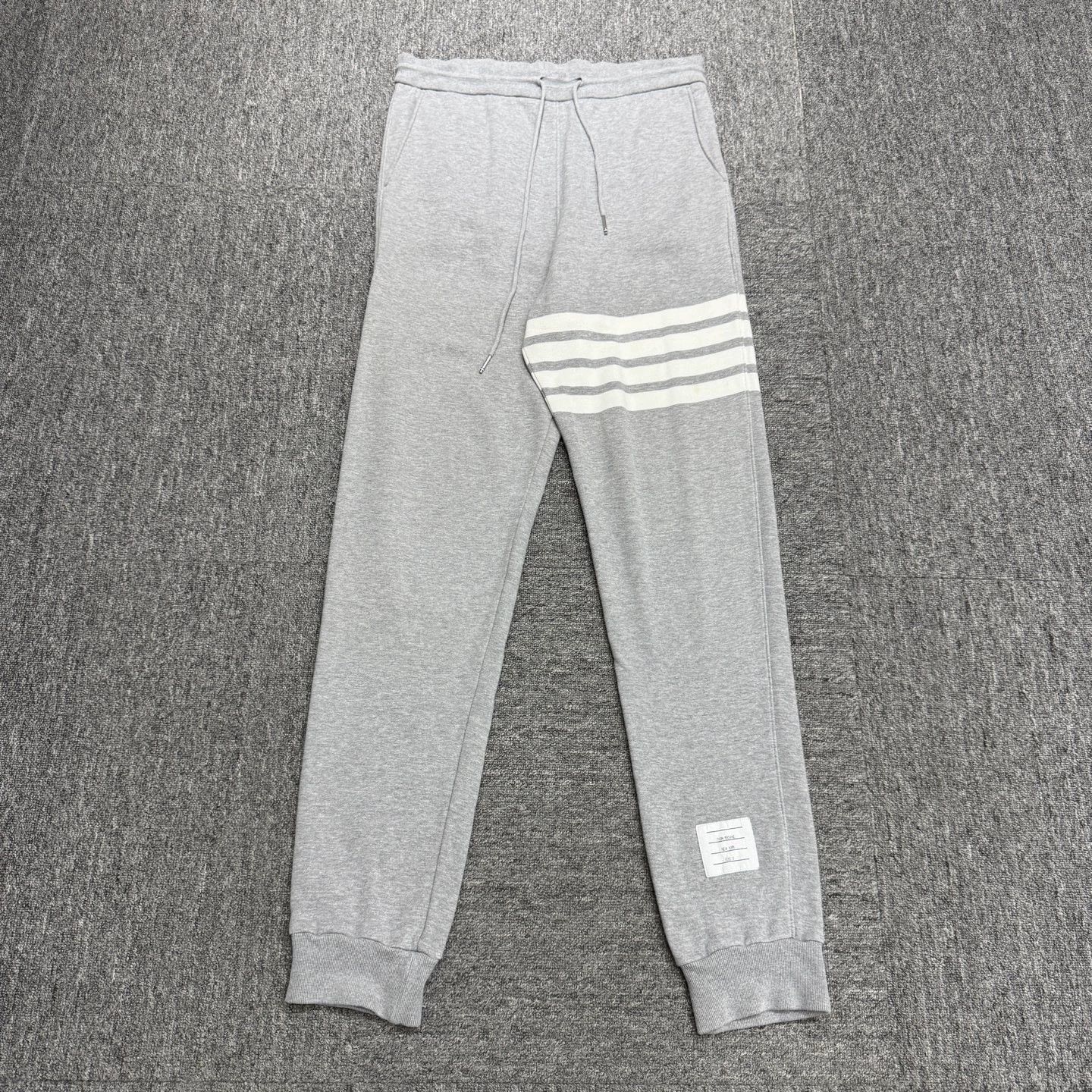 Thom Browne Thom Browne 4-Bar Sweatpants Size 3 Size US 34 / EU 50 - 1 Thumbnail