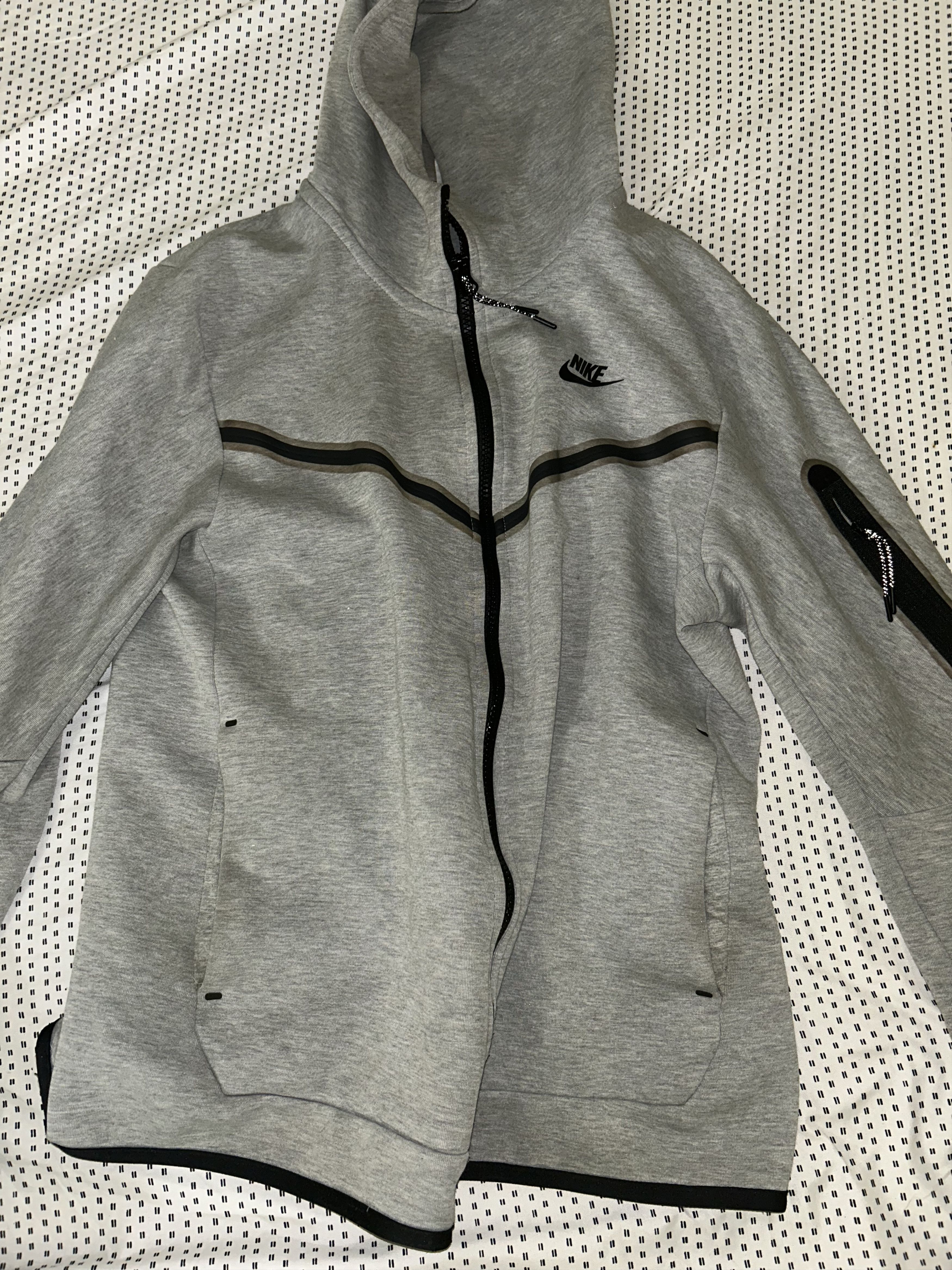 Nike Nike Tech Fleece Size US M / EU 48-50 / 2 - 1 Thumbnail