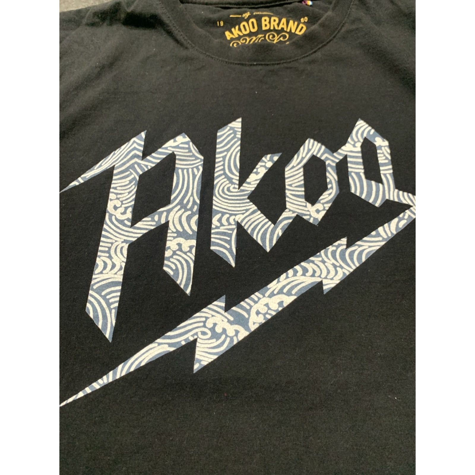 CO AKOO Black Graphic Lightning T-Shirt Crewneck Adult Large - Slim Fit Mens Size US L / EU 52-54 / 3 - 3 Thumbnail