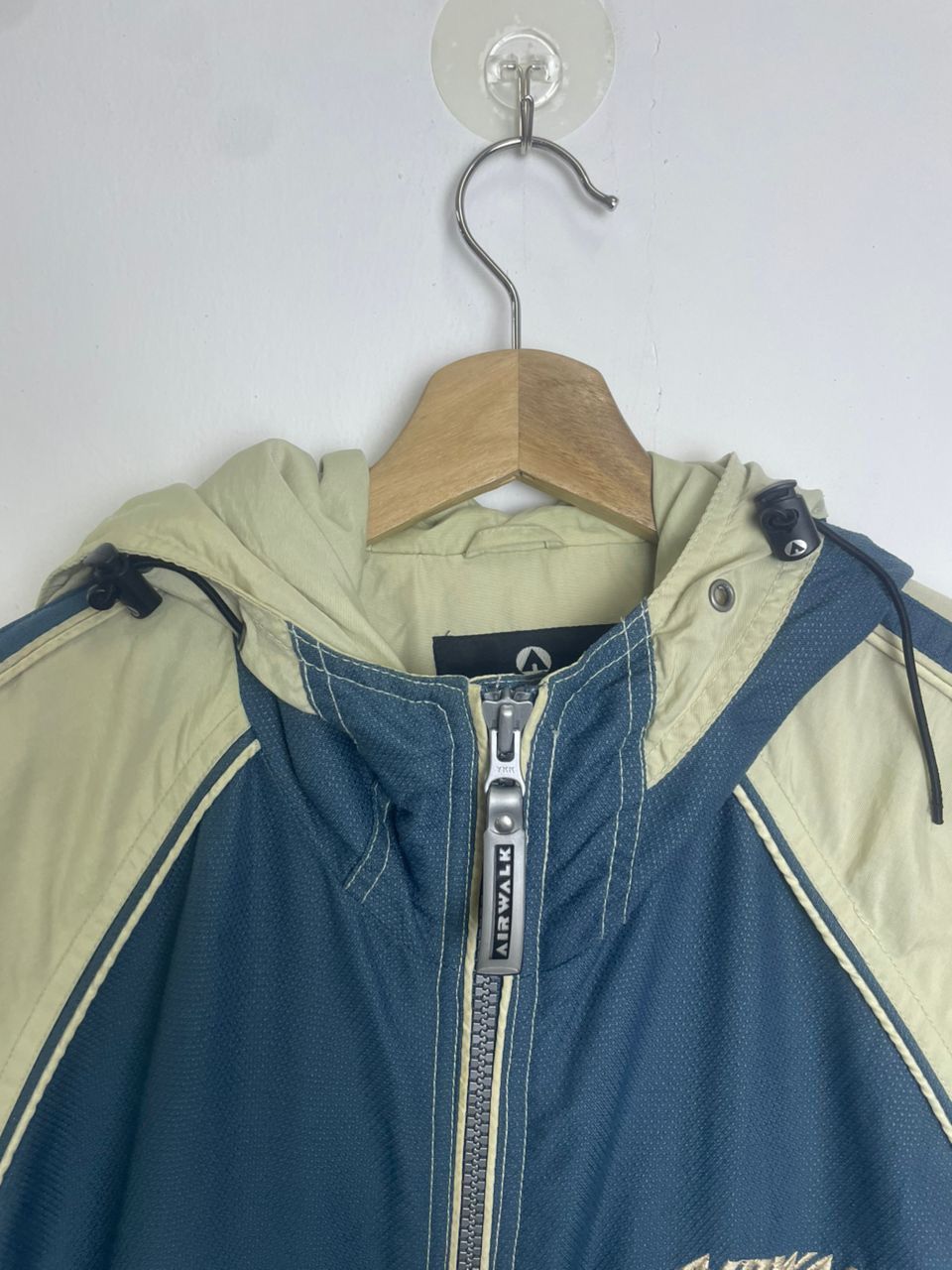 Airwalk × Vintage Airwalk Men Jacket Hoodie Size US L / EU 52-54 / 3 - 6 Thumbnail