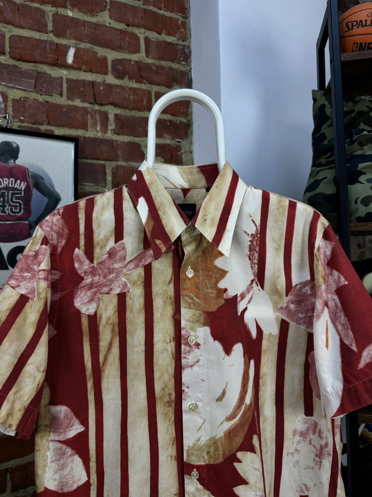 Hugo Boss × Vintage Vintage Hugo Boss Hawaiian Style Floral Striped Shirt Size US M / EU 48-50 / 2 - 4 Thumbnail