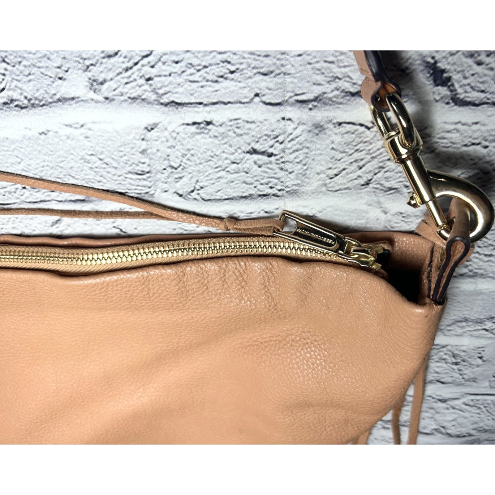 Rebecca Minkoff Rebecca Minkoff Julian Hobo Crossbody Tan Extra Large Women's Shoulder Bag Leather Tan One Size Size ONE SIZE - 3 Thumbnail