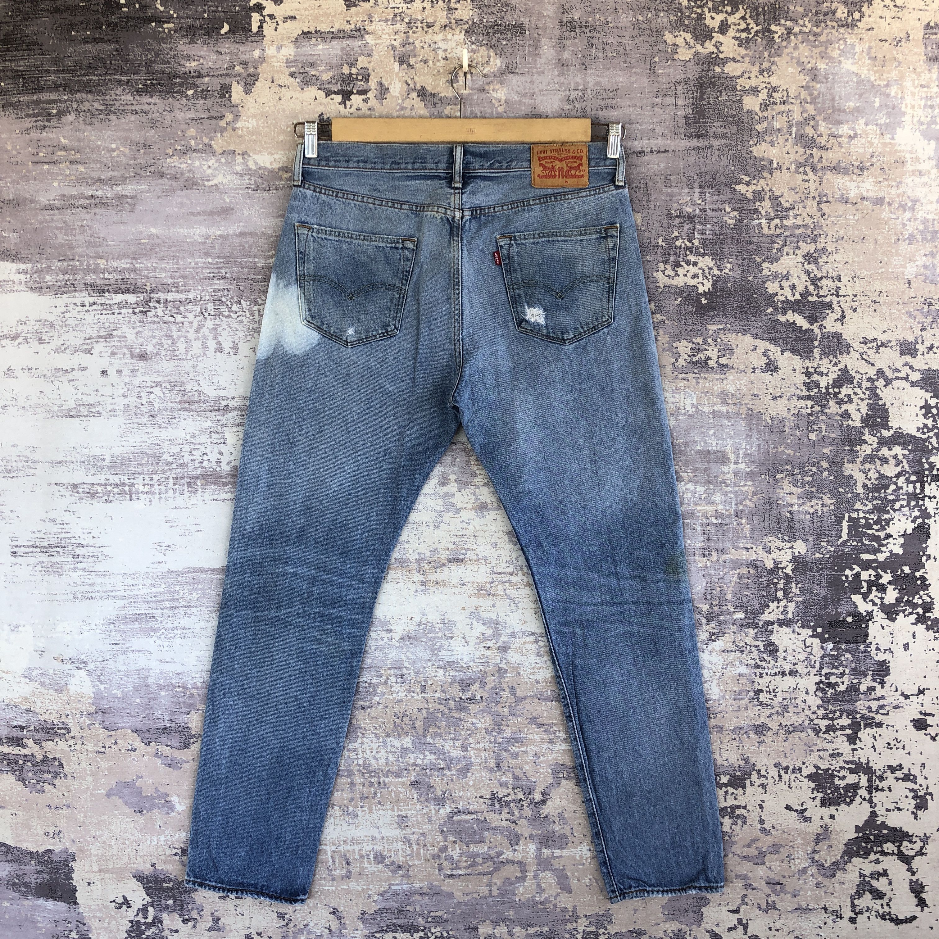 Levi's Vintage Levis 501 Distressed Jeans Bleach Light Wash Denim Size US 34 / EU 50 - 4 Thumbnail
