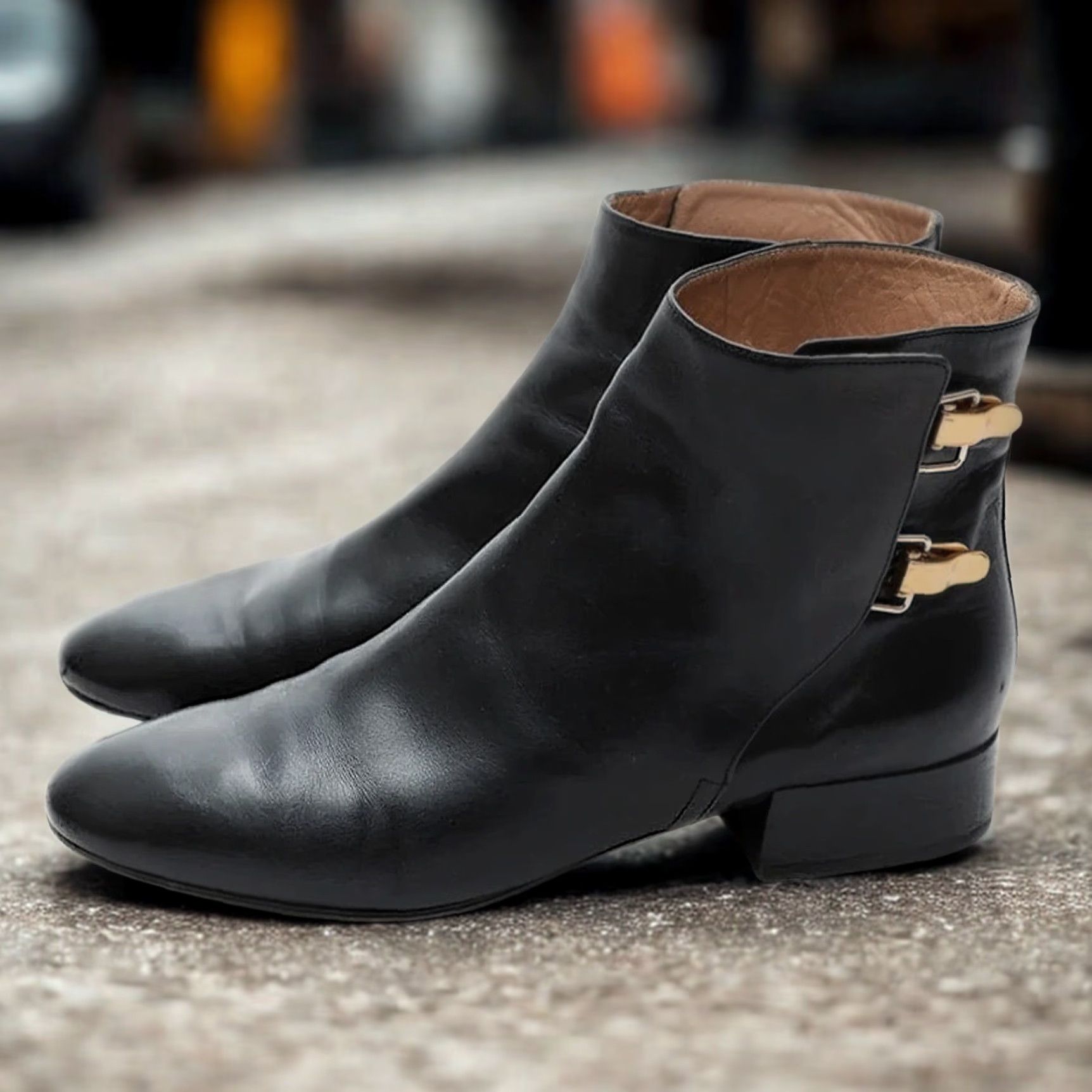 Vintage Chloé Boots Chelsea Black Ankle Flat Buckle Gold Hardware 36.5 Italy Women's Leather Pointed Toe Modern Everyday Casual Size US 7 / IT 37 - 2 Thumbnail