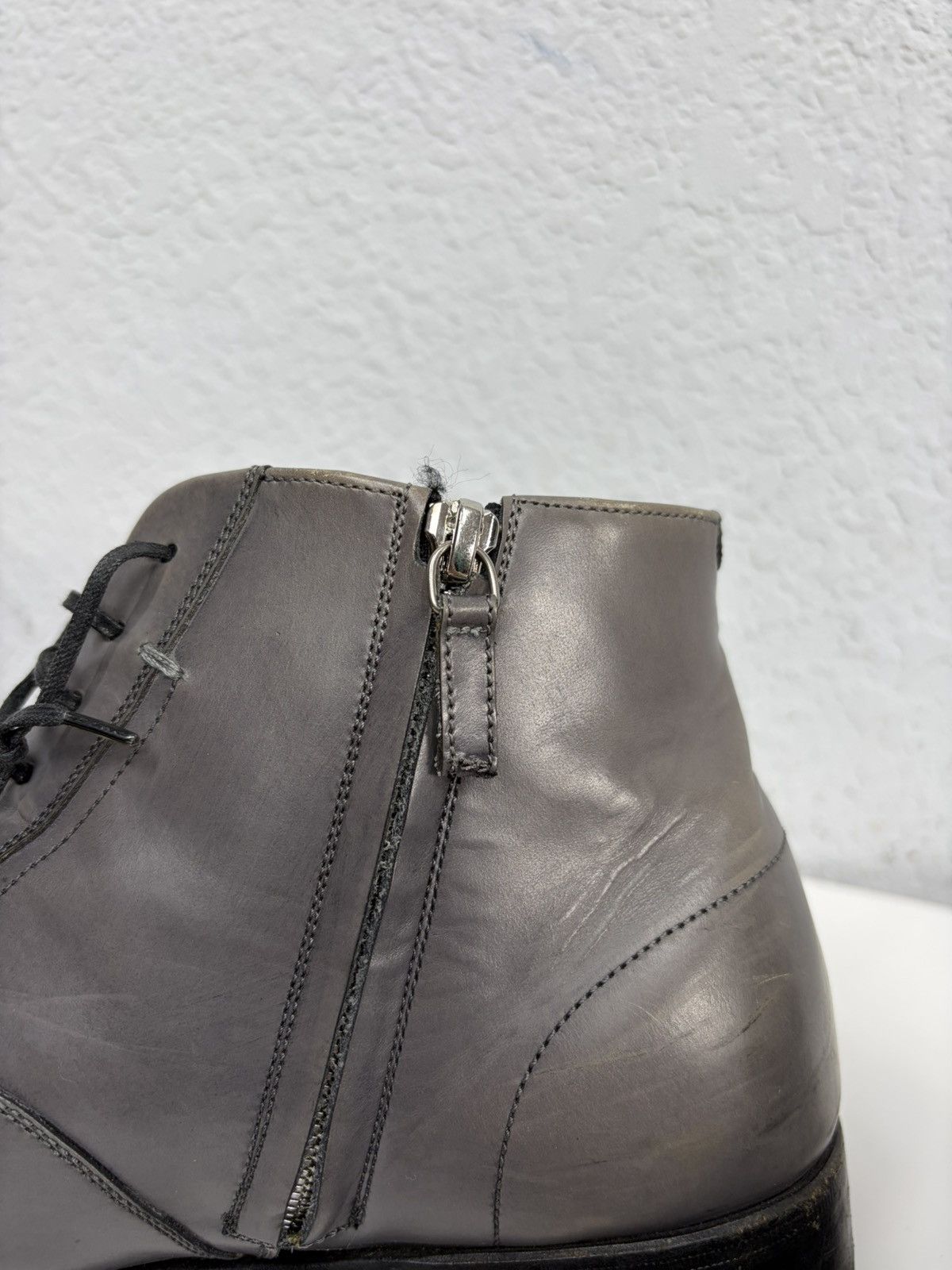 Salvatore Ferragamo Salvatore Feragamo Classic Distressed Leather Black Boots Size US 9.5 / EU 42-43 - 13 Thumbnail