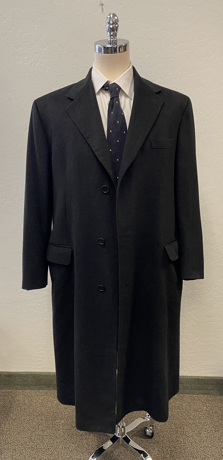 Barneys New York Multiple Ply Pure Cashmere Overcoat Size US XL / EU 56 / 4 - 1 Thumbnail