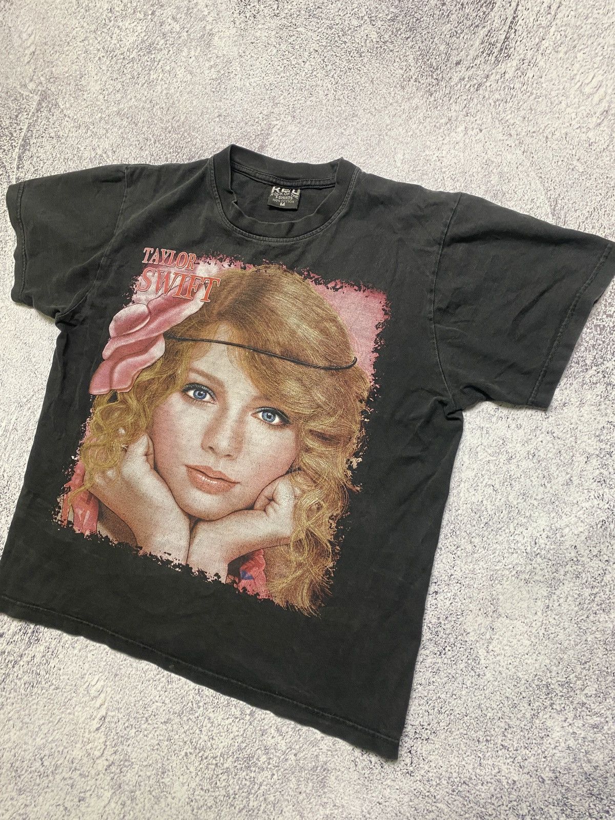 Band Tees × Vintage Vintage Taylor Swift T Shirt 90’s Tee Lady Gaga Bieber Size US M / EU 48-50 / 2 - 2 Thumbnail