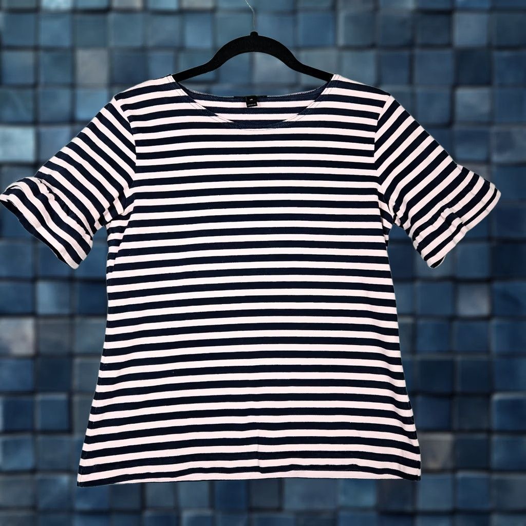 J.Crew J.CREW Women's XS Stripes Pink Ruffle Sleeve Tee Shirt, Short Sleeve, Round Neck, Cotton Blend, Basic T-Shirt, All Seasons, Casual, Regular Fit, Pink Size XS / US 0-2 / IT 36-38 - 1 Thumbnail