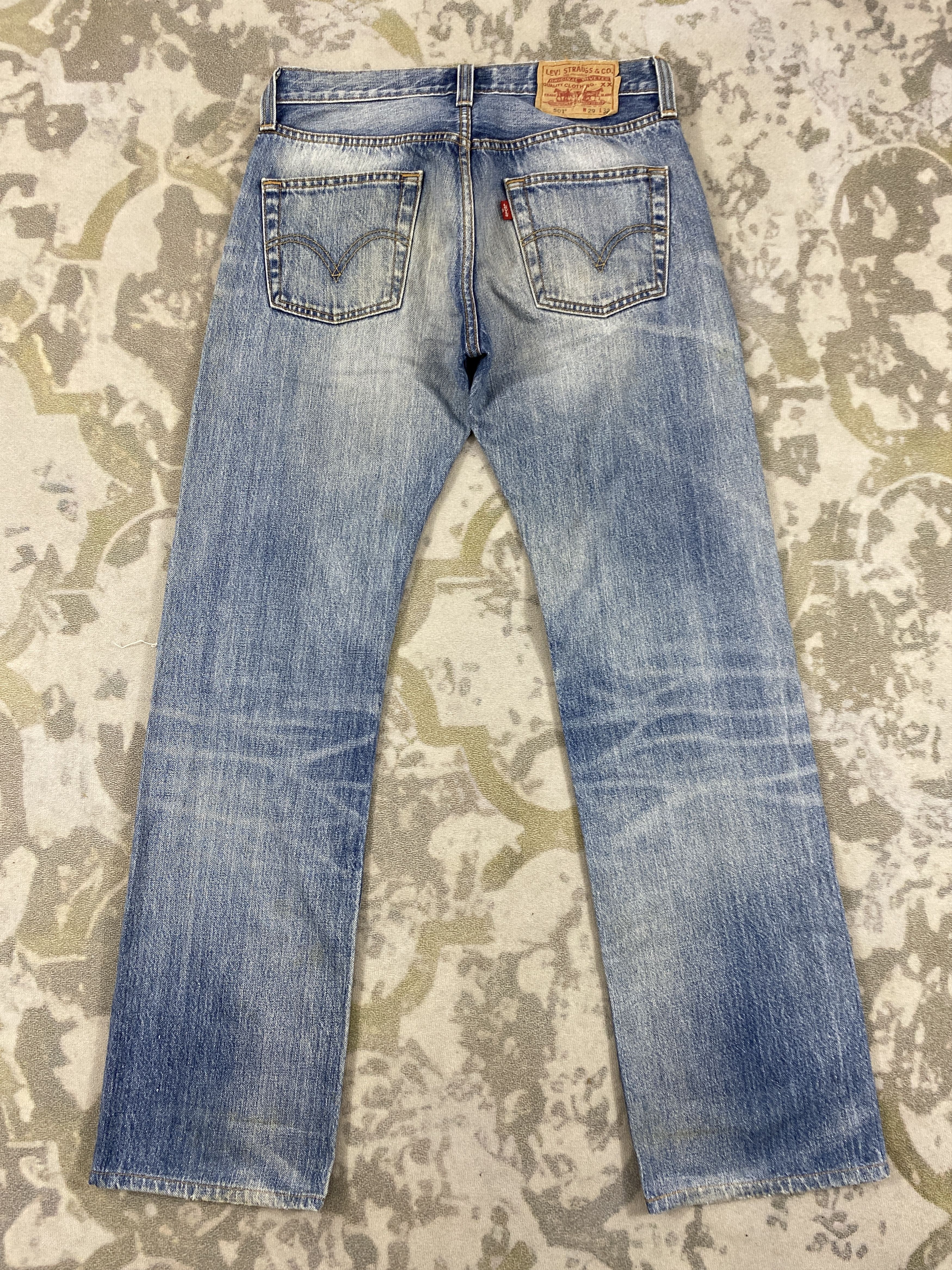 Levi's Distressed Blue Vintage Levi's 501 Jeans 30x30 Denim- JN3935 Size US 30 / EU 46 - 2 Thumbnail