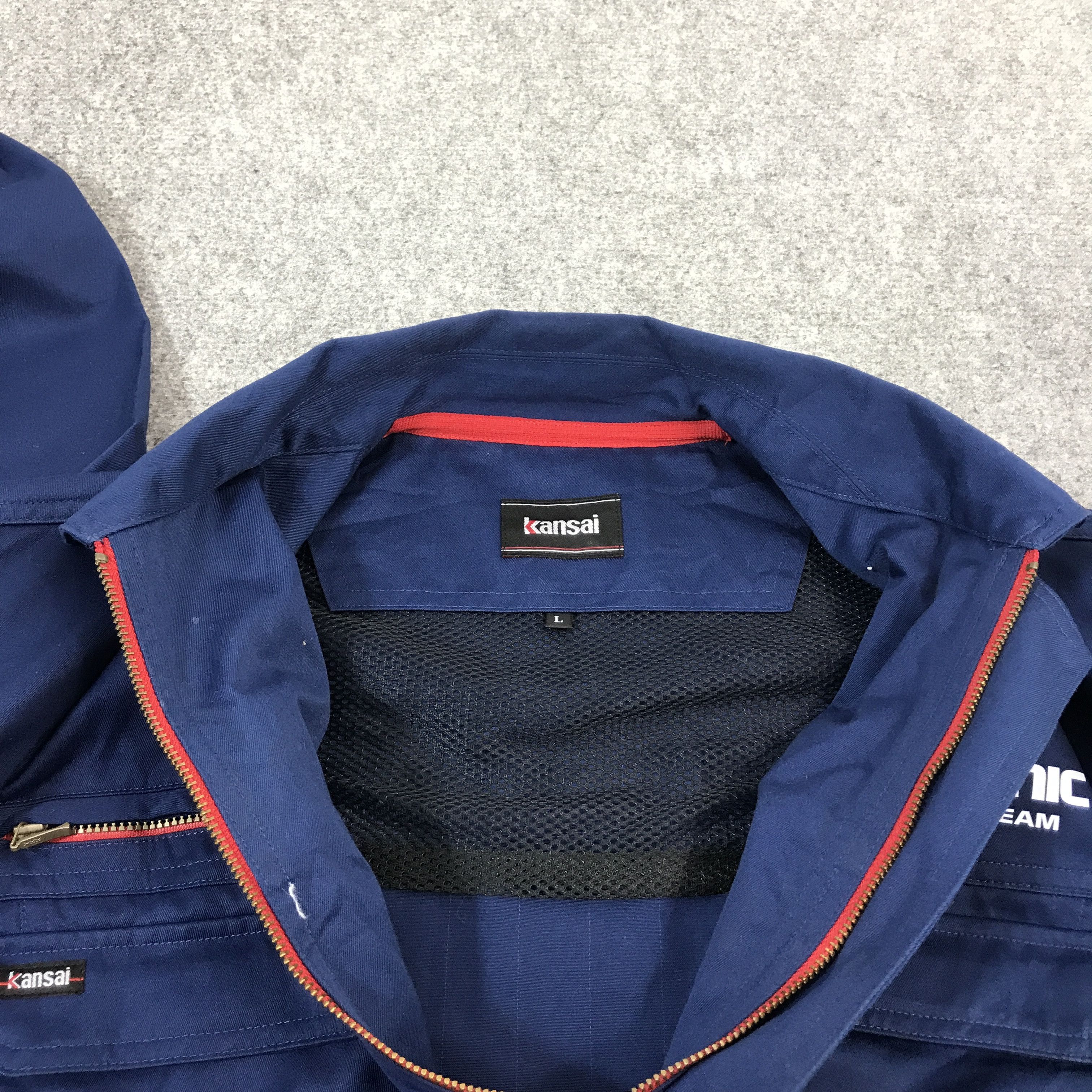 Japanese Brand CALSONIC RACING TEAM NISSAN F1 JAPAN JACKET Size US L / EU 52-54 / 3 - 7 Thumbnail