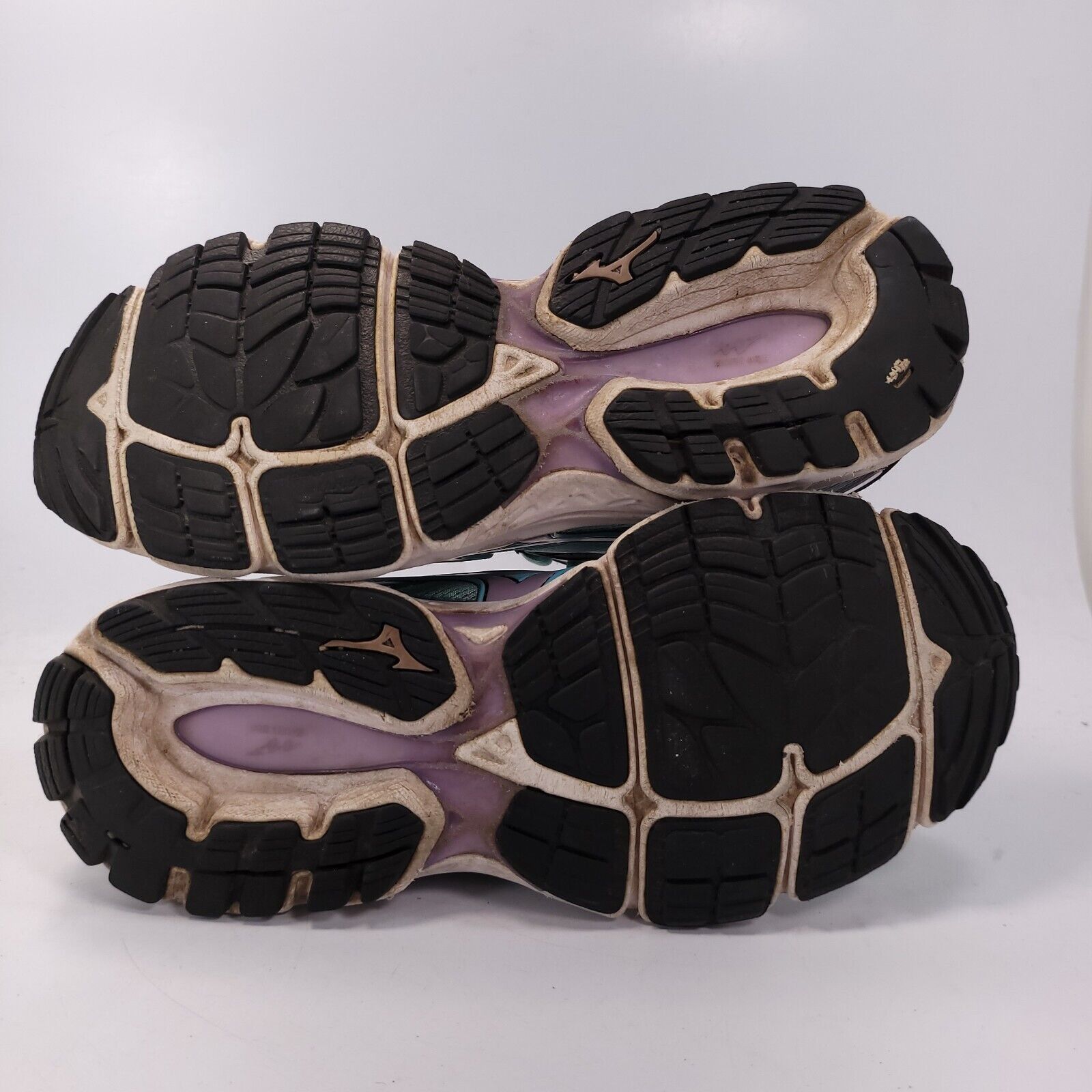 Mizuno Mizuno Wave Inspire 15 Athletic Running Shoe Womens Size 8 Size US 8 / IT 38 - 7 Thumbnail